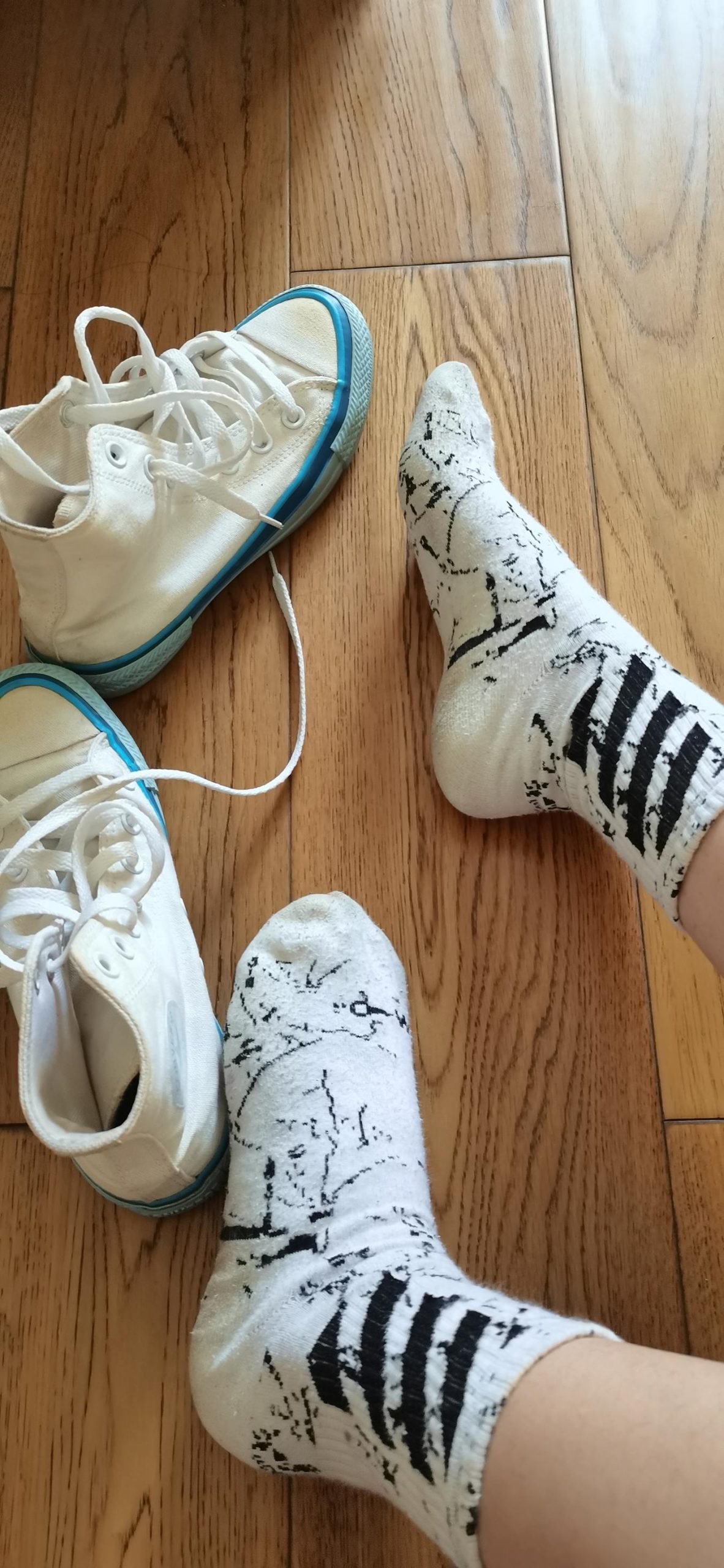 图片[10]-[誉铭传媒]袜足摄影 2022年《9月整合福利》二[101P] – 速更版-美库