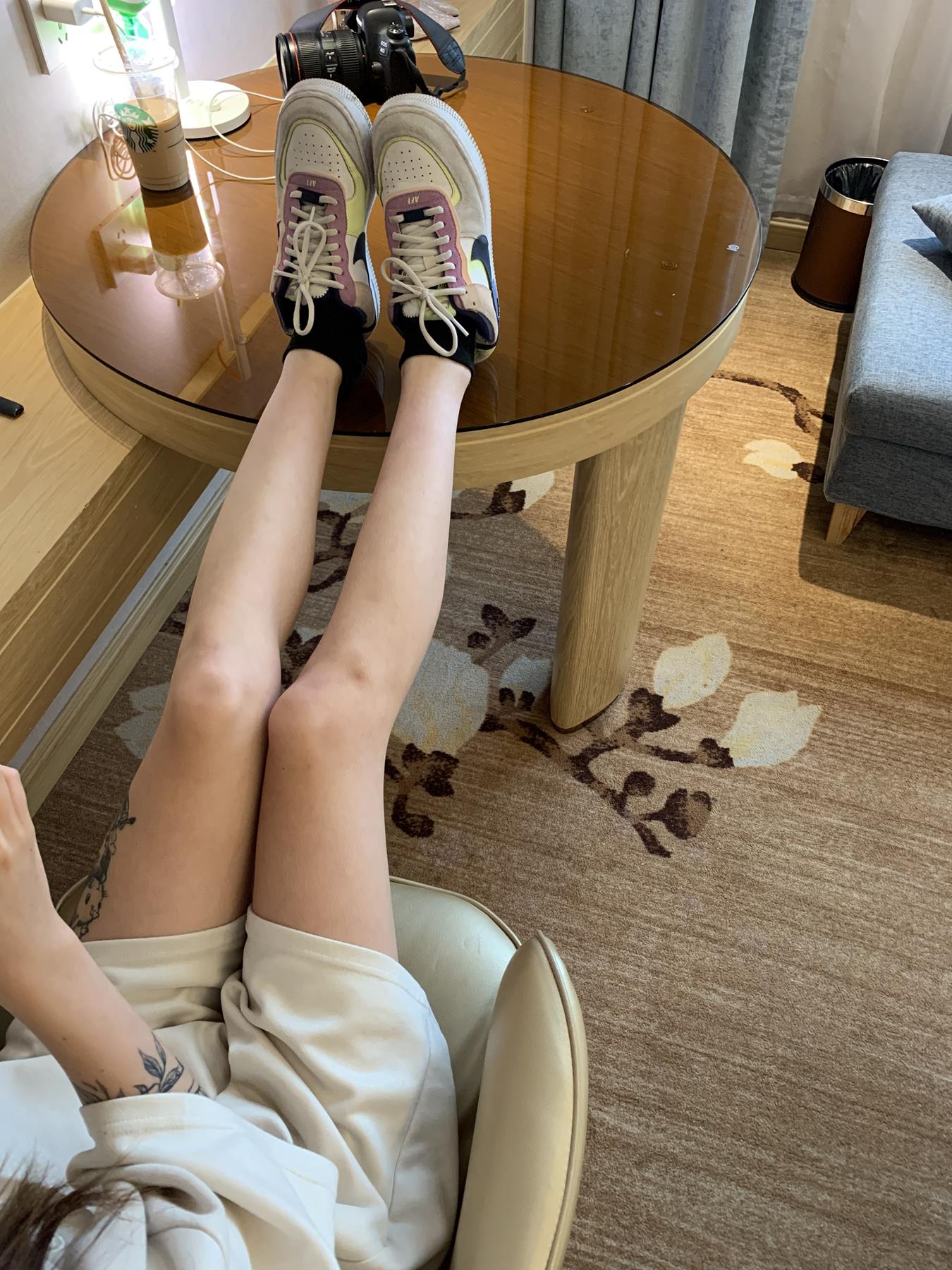 图片[17]-[誉铭传媒]袜足摄影 2022年《9月整合福利》二[101P] – 速更版-美库