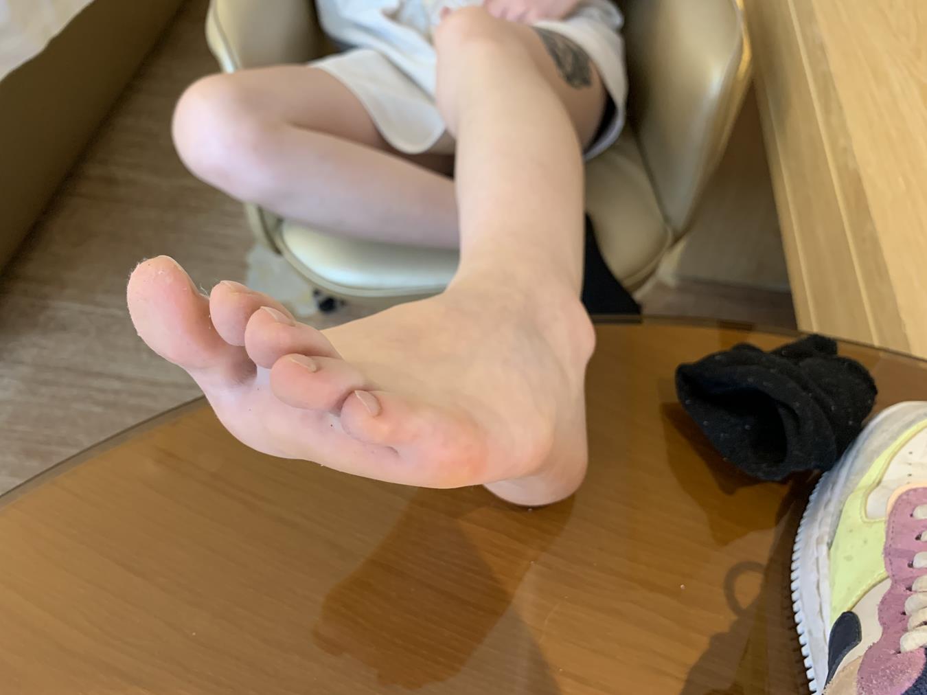 图片[30]-[誉铭传媒]袜足摄影 2022年《9月整合福利》二[101P] – 速更版-美库