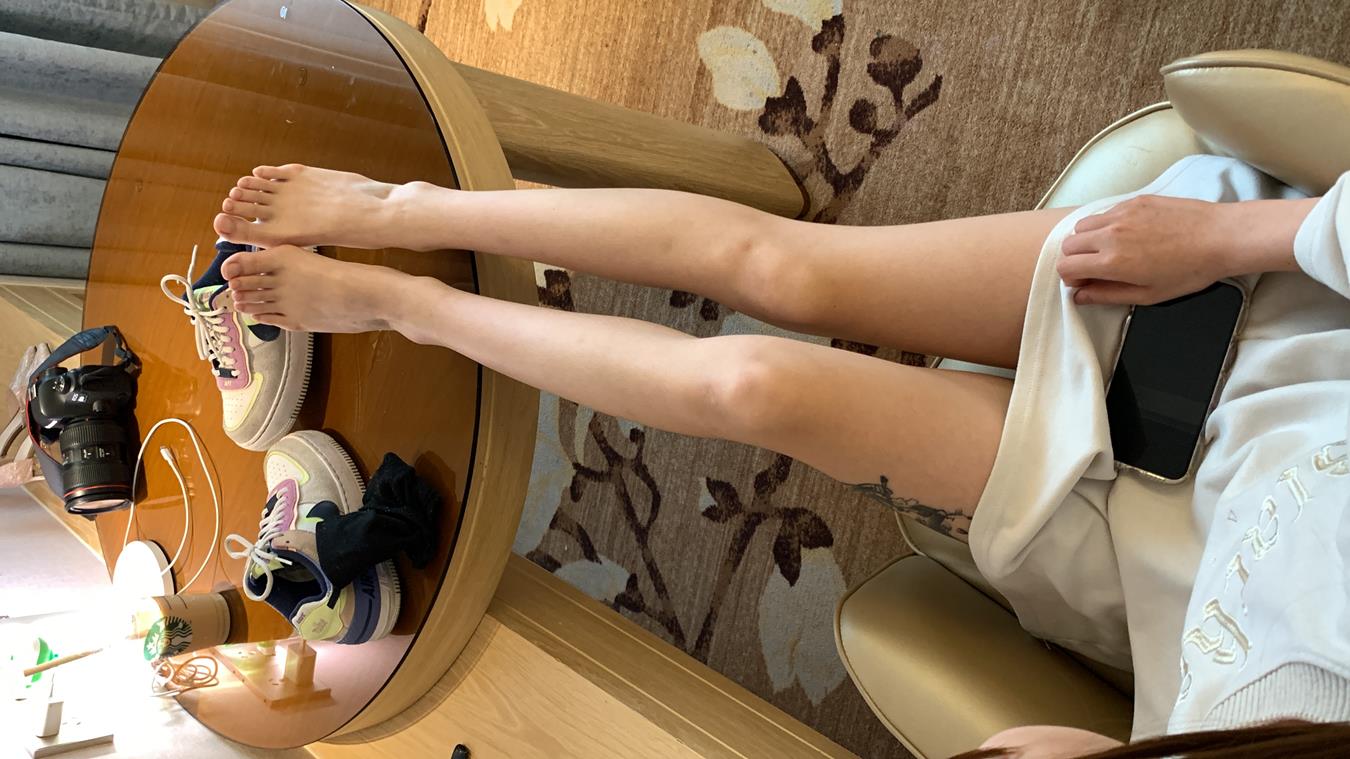 图片[35]-[誉铭传媒]袜足摄影 2022年《9月整合福利》二[101P] – 速更版-美库