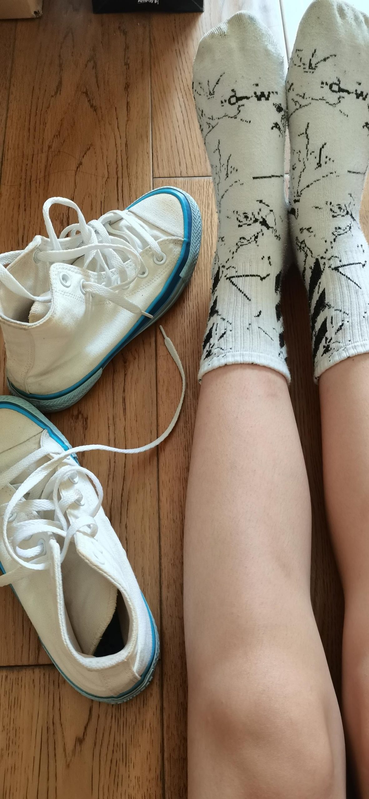 图片[102]-[誉铭传媒]袜足摄影 2022年《9月整合福利》二[101P] – 速更版-美库