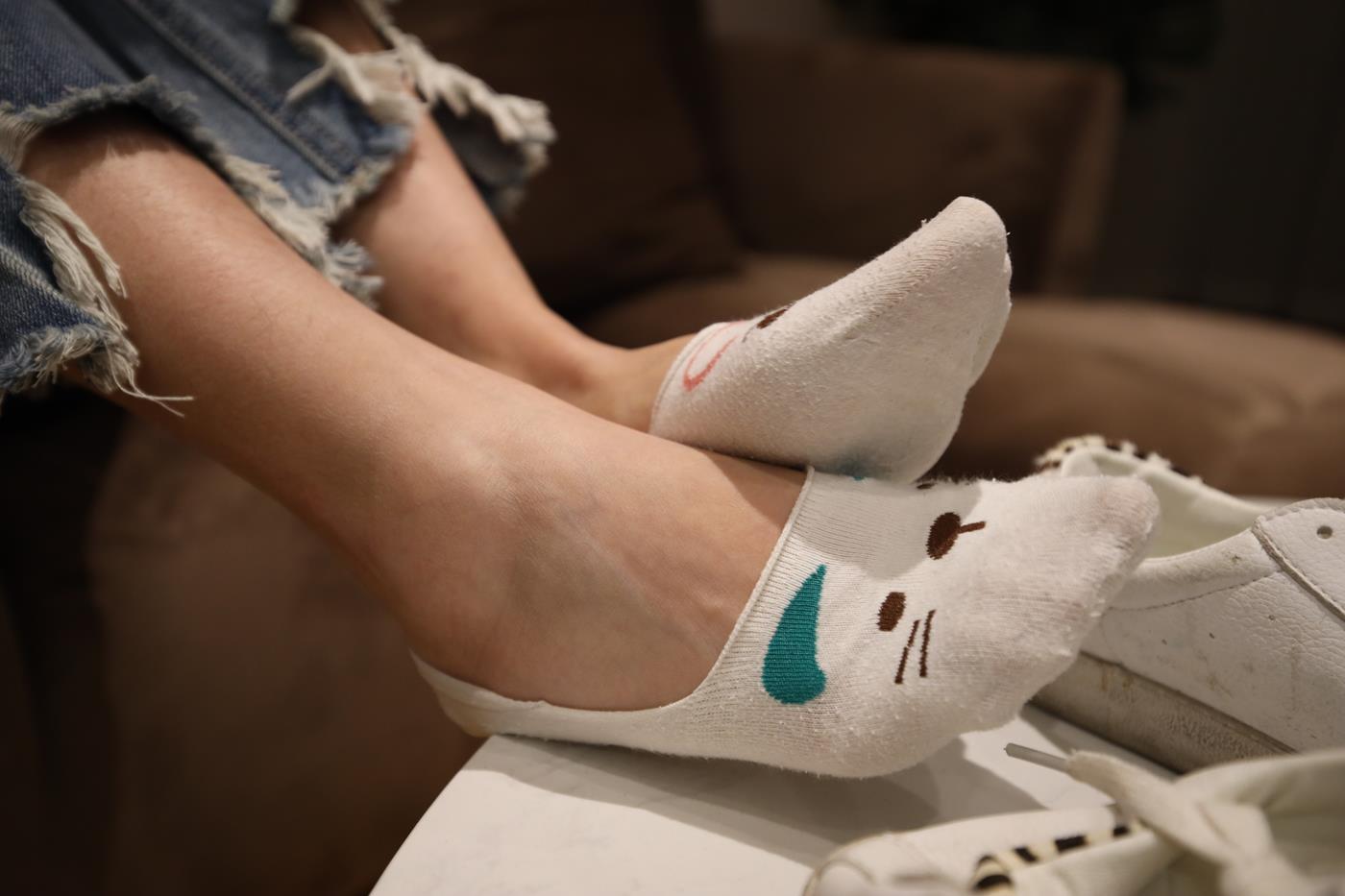 图片[11]-大西瓜爱牙膏-2020 02月活动 模特2（二） 棉袜裸足 [93P] – 速更版-美库