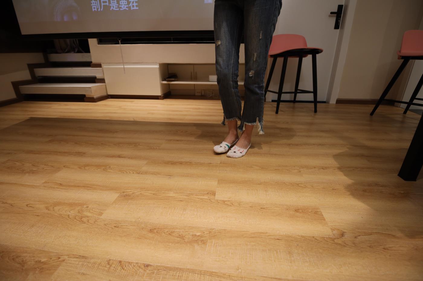 图片[43]-大西瓜爱牙膏-2020 02月活动 模特2（二） 棉袜裸足 [93P] – 速更版-美库