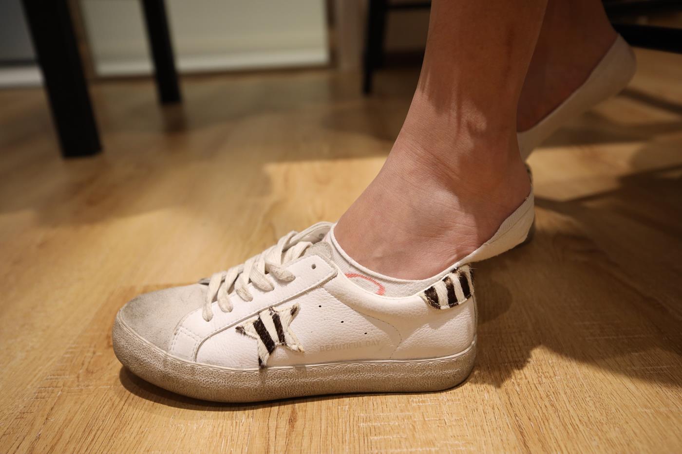 图片[91]-大西瓜爱牙膏-2020 02月活动 模特2（二） 棉袜裸足 [93P] – 速更版-美库