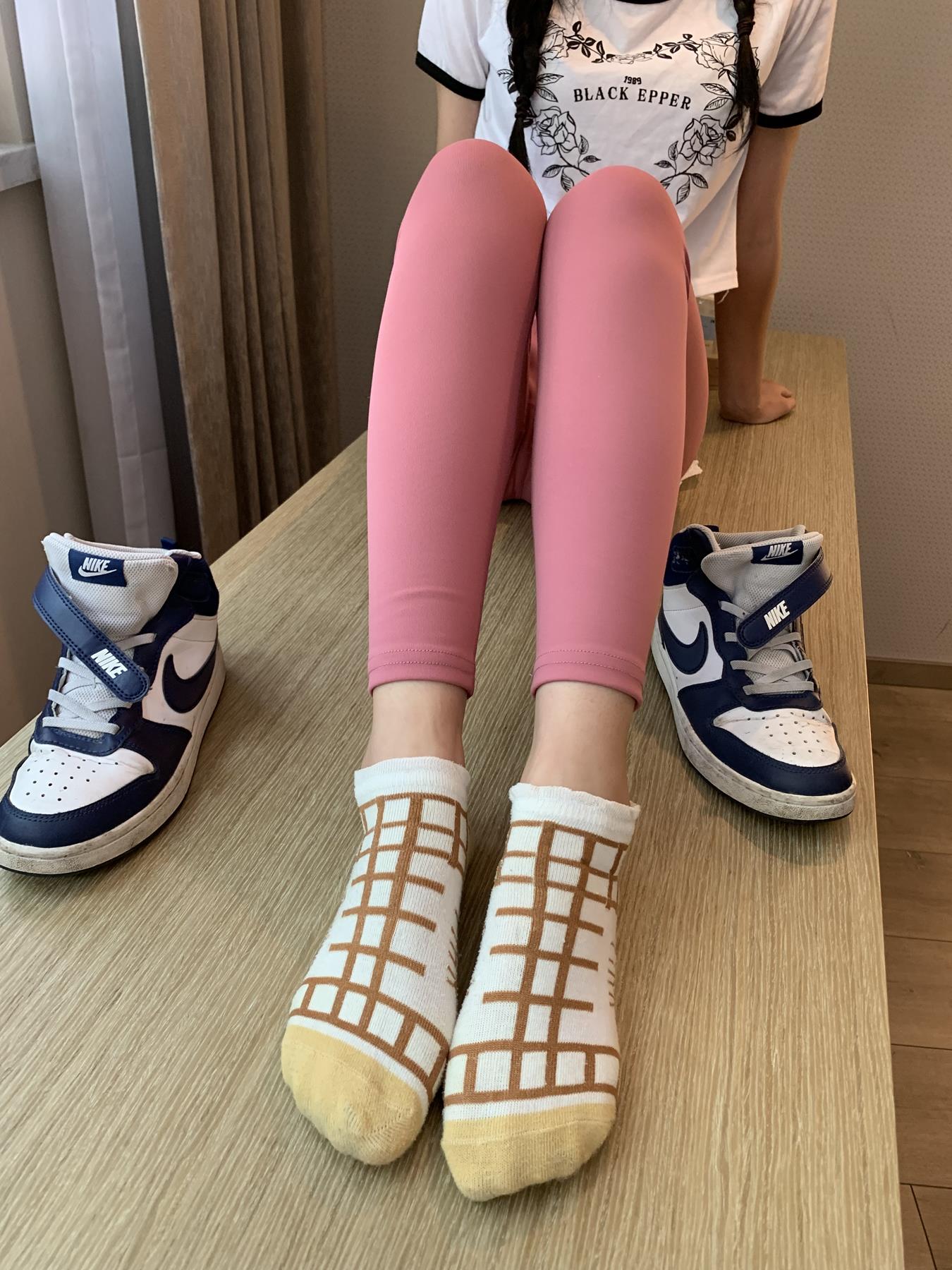 图片[11]-[誉铭传媒]袜足摄影 2022年《10月整合福利》[130P] – 速更版-美库