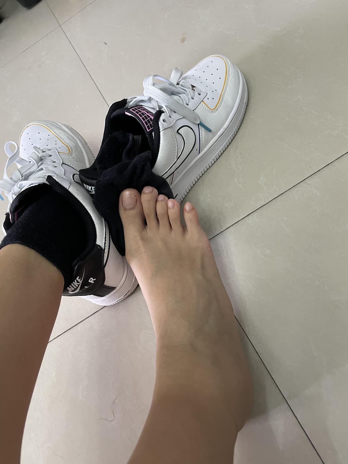 图片[98]-[誉铭传媒]袜足摄影 2022年《10月整合福利》[130P] – 速更版-美库