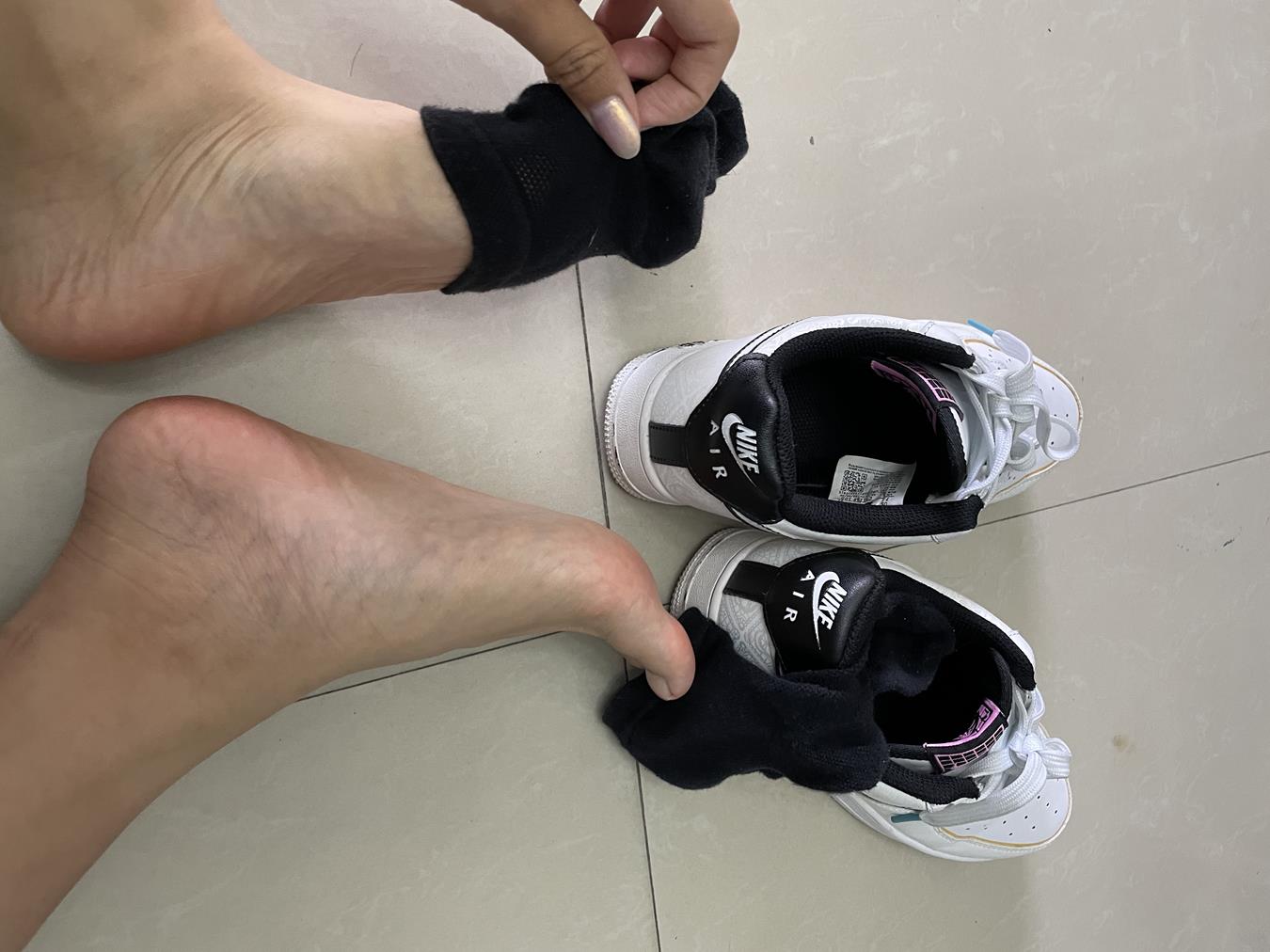 图片[103]-[誉铭传媒]袜足摄影 2022年《10月整合福利》[130P] – 速更版-美库