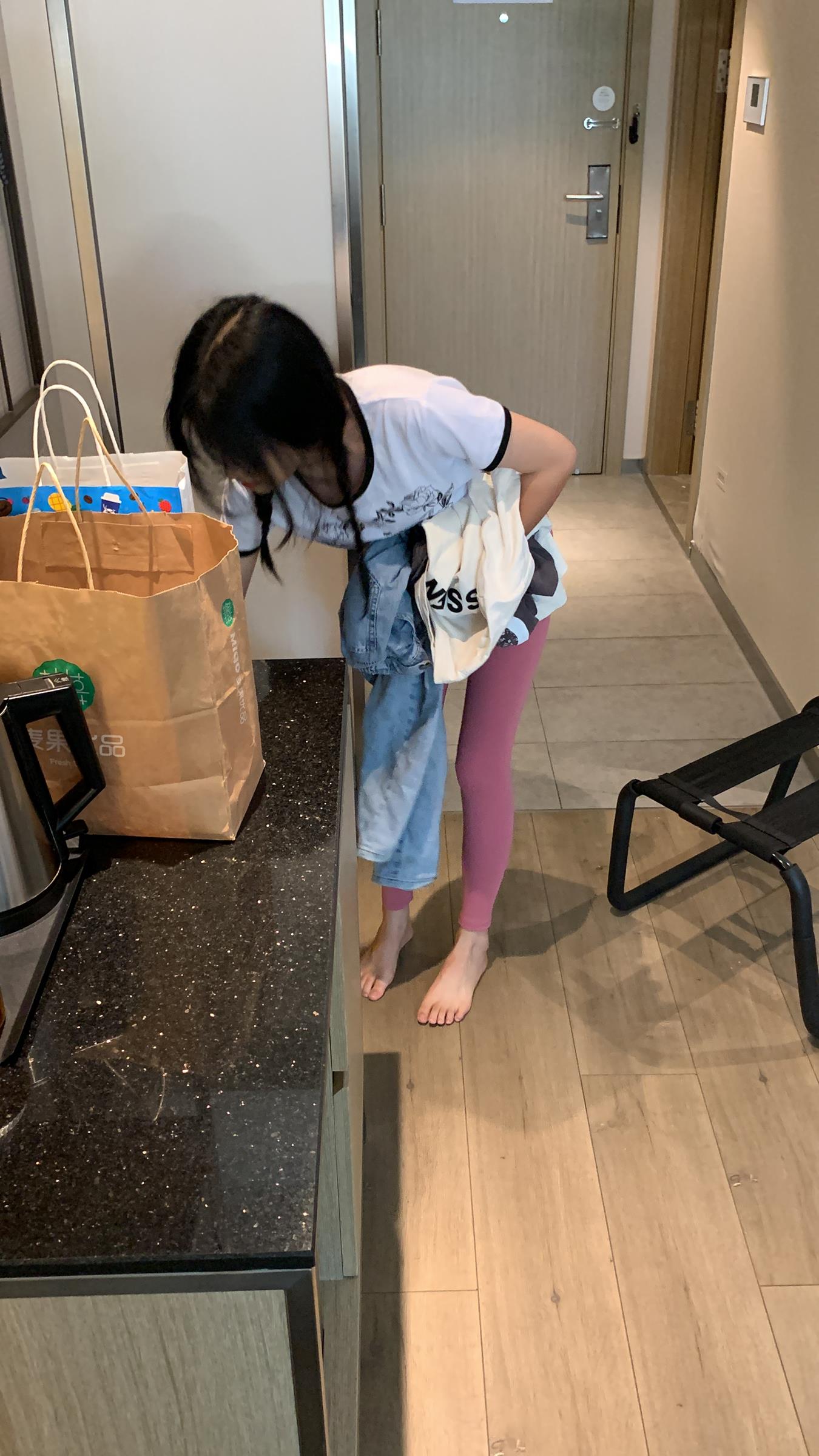 图片[122]-[誉铭传媒]袜足摄影 2022年《10月整合福利》[130P] – 速更版-美库