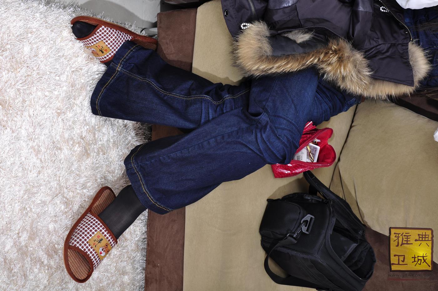 图片[18]-雅典卫城 牛仔裤黑短丝 2010-031 （1）[76P] – 速更版-美库