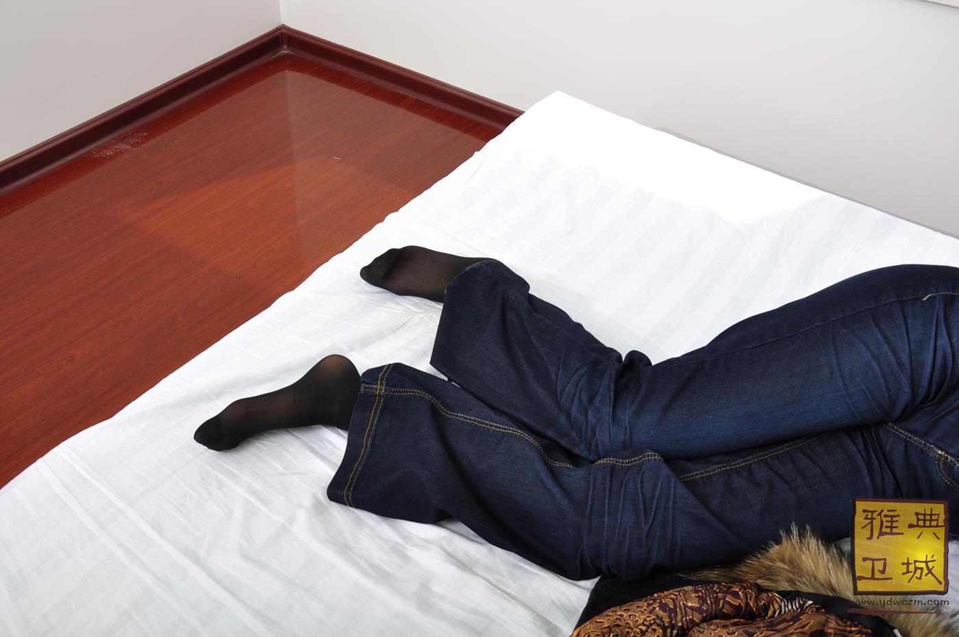 图片[77]-雅典卫城 牛仔裤黑短丝 2010-031 （1）[76P] – 速更版-美库