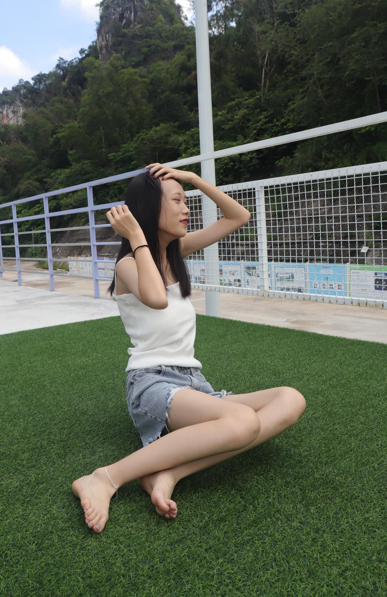 图片[19]-Pary摄影 NO.005 使出混身解数终于哄得表妹拍了套吊带美脚（1）[85P] – 速更版-美库