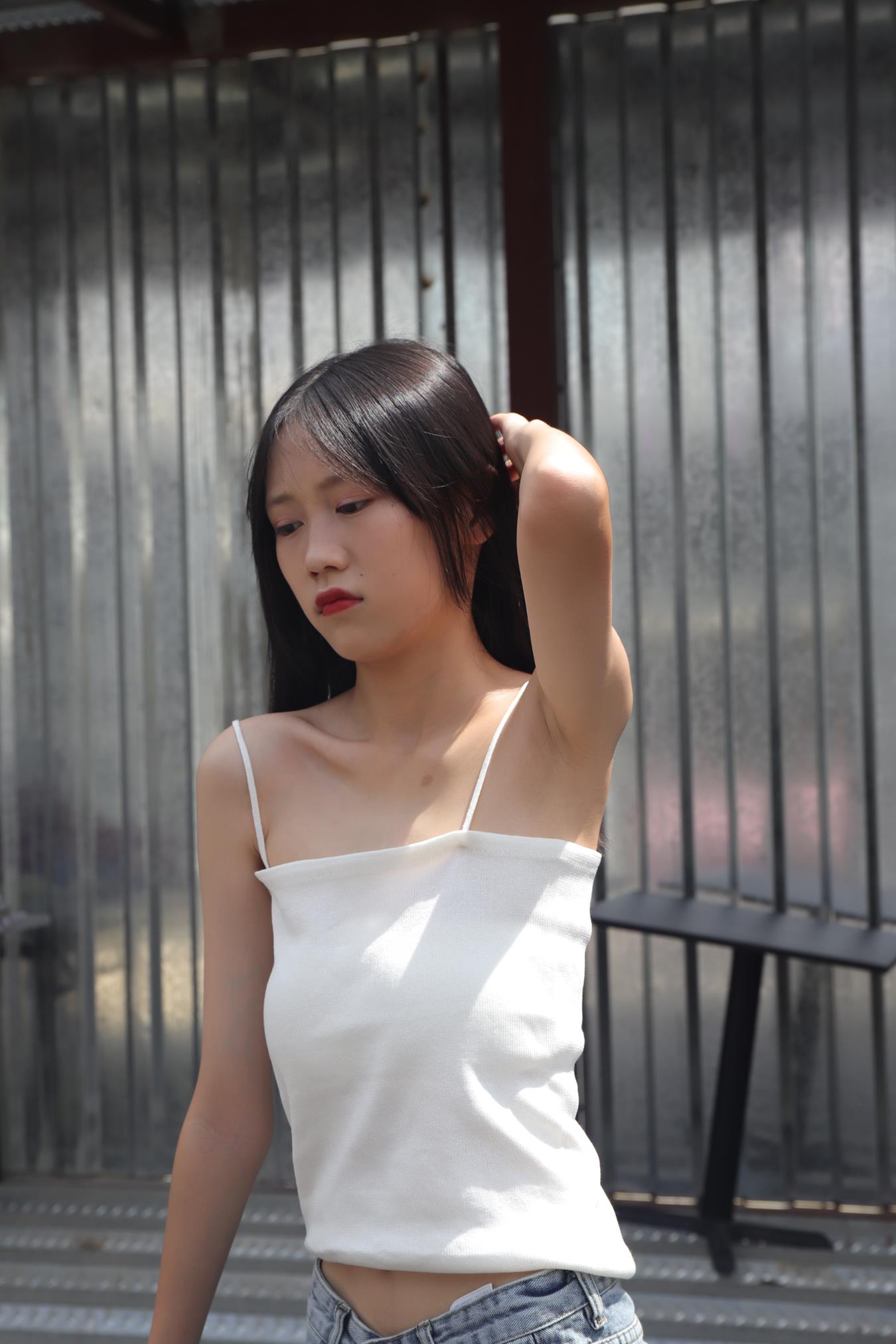 图片[19]-Pary摄影 NO.005 使出混身解数终于哄得表妹拍了套吊带美脚（2）[87P] – 速更版-美库