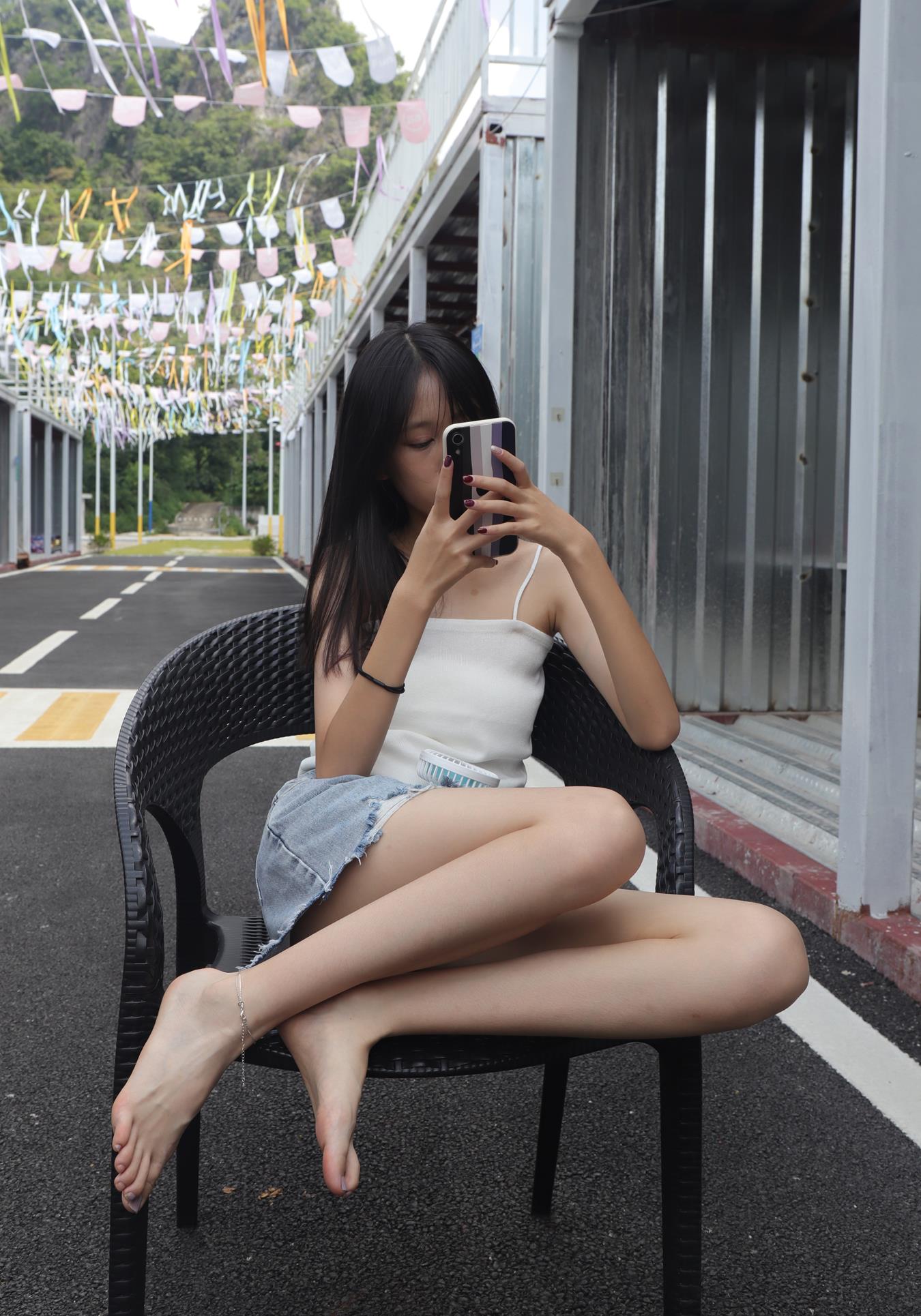 图片[75]-Pary摄影 NO.005 使出混身解数终于哄得表妹拍了套吊带美脚（1）[85P] – 速更版-美库