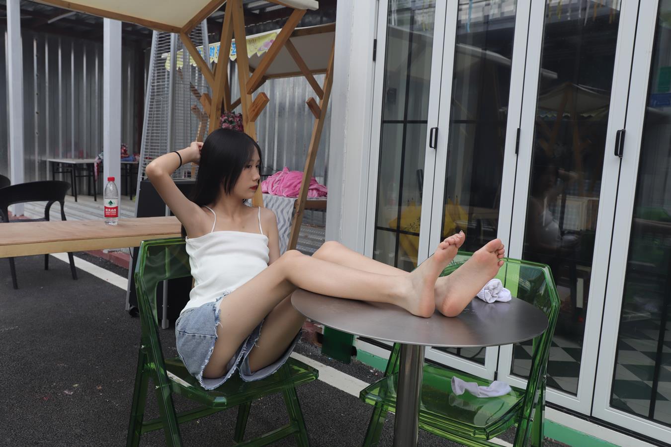 图片[67]-Pary摄影 NO.005 使出混身解数终于哄得表妹拍了套吊带美脚（2）[87P] – 速更版-美库