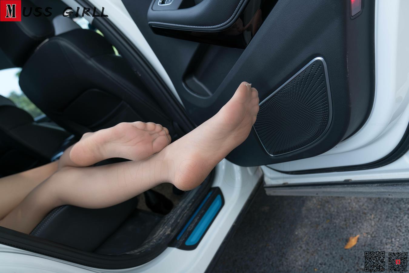 图片[32]-[MussGirl慕丝女郎]NO.318 粉色系小解解[57P] – 速更版-美库