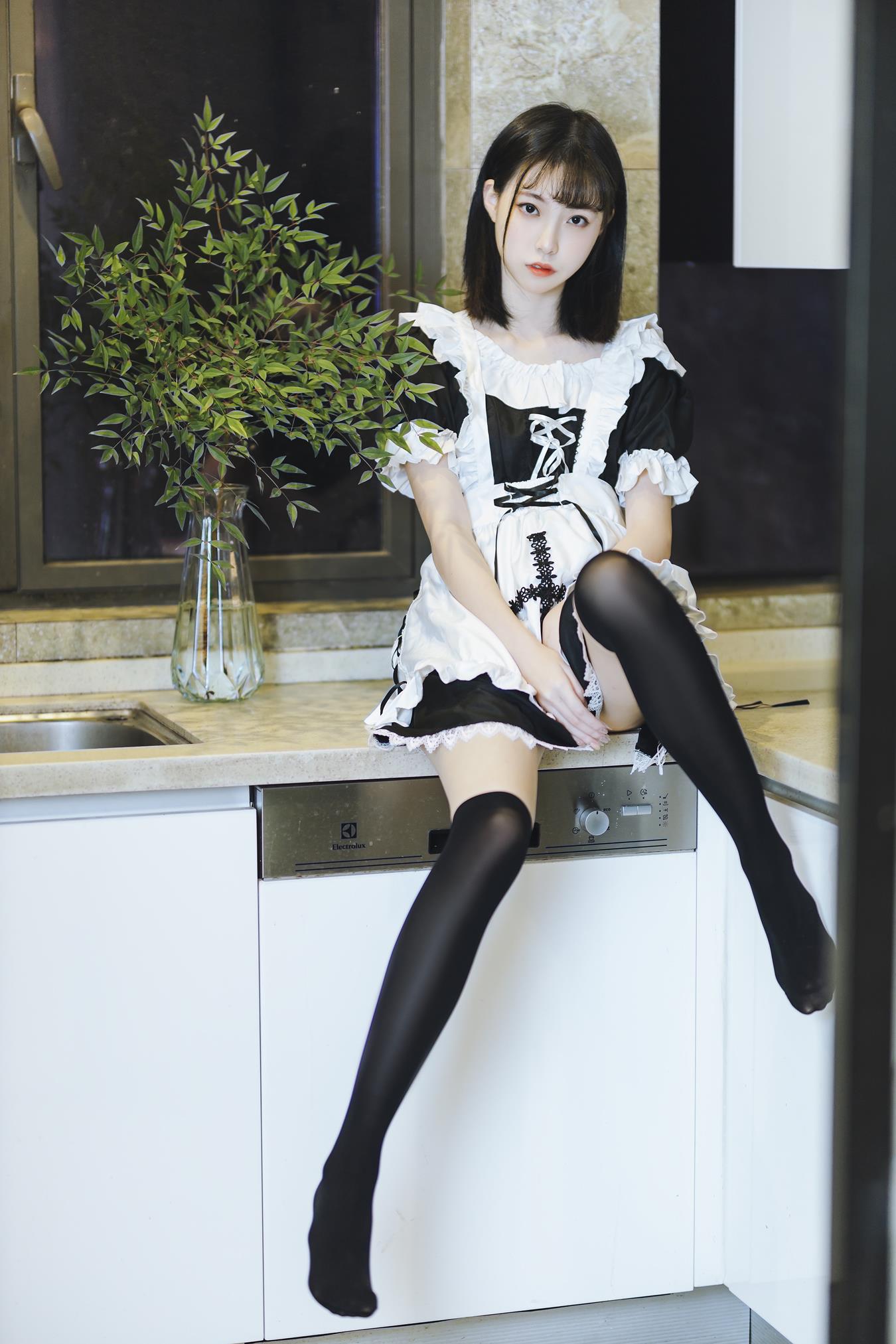 图片[30]-许岚(叁月life) – 短裙女仆[40P] – 速更版-美库