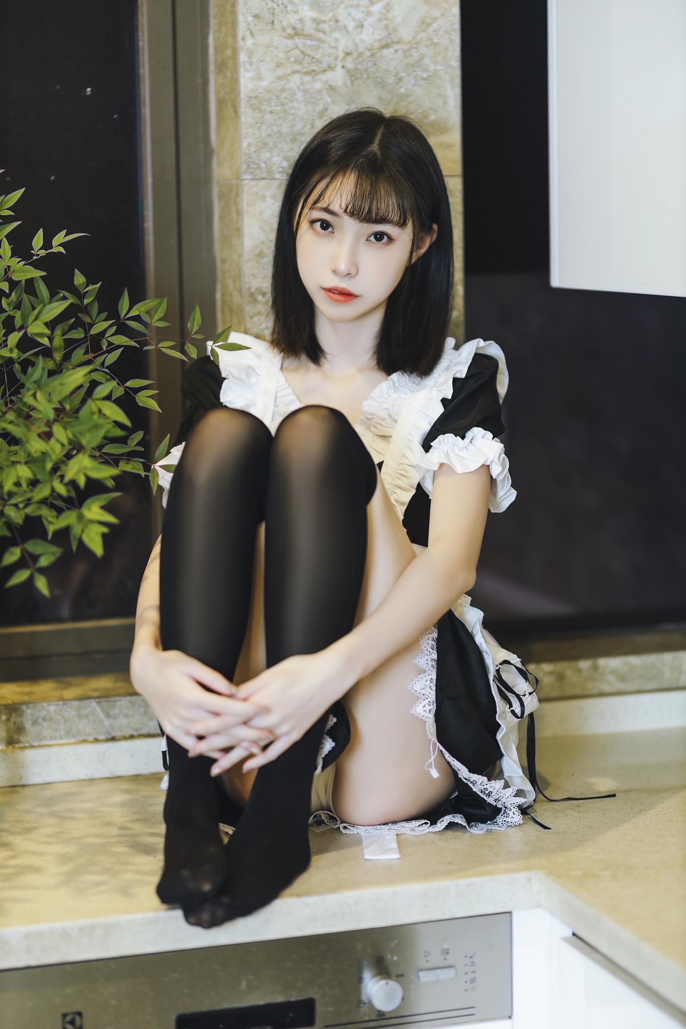 图片[38]-许岚(叁月life) – 短裙女仆[40P] – 速更版-美库