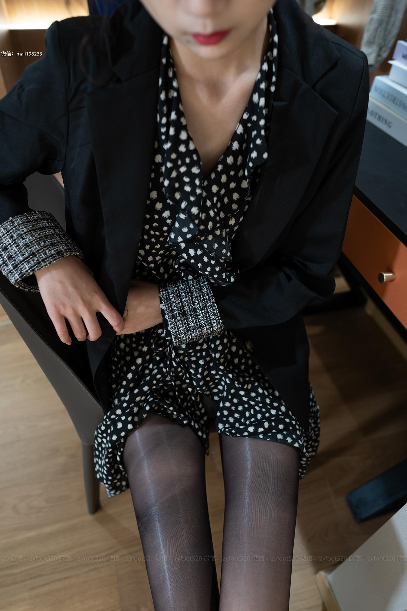 图片[23]-ISS系列 020 文婷 碎花裙 [102P] – 速更版-美库