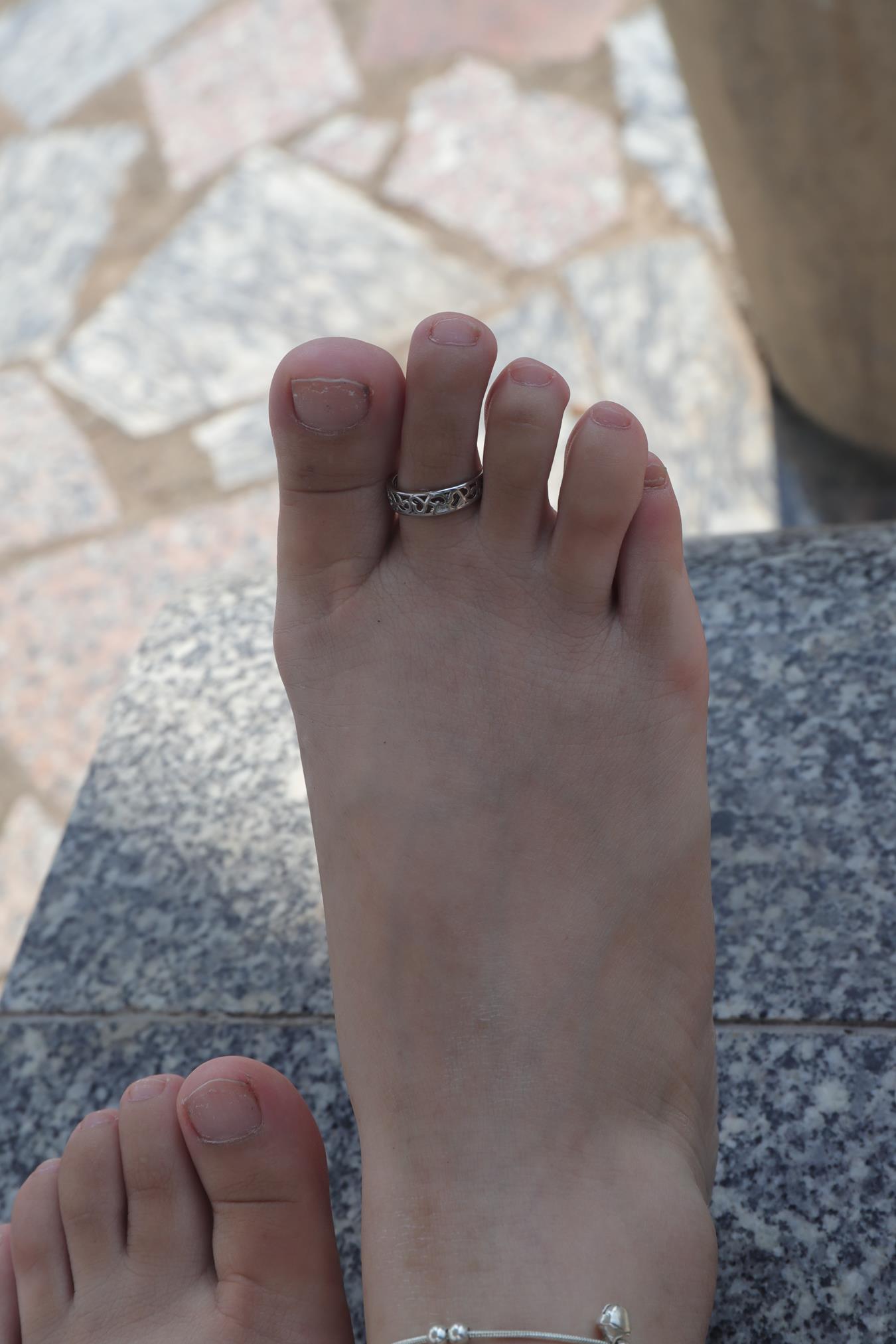 图片[21]-Pary摄影 NO.006 气质美少妇嫣茹在湖中亭大方秀脚[135P] – 速更版-美库