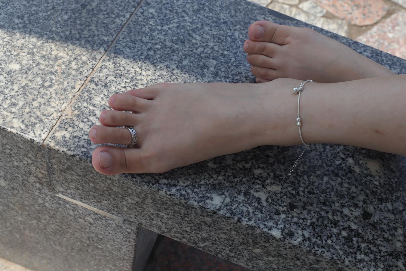 图片[45]-Pary摄影 NO.006 气质美少妇嫣茹在湖中亭大方秀脚[135P] – 速更版-美库