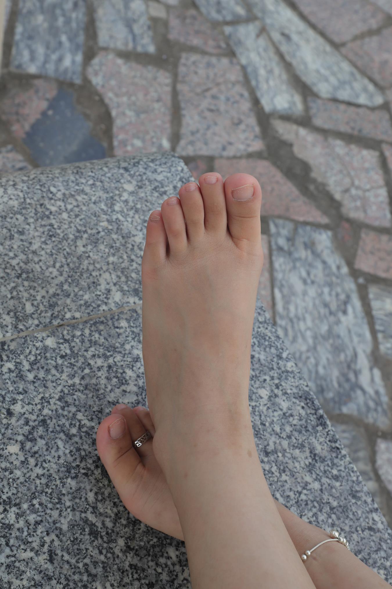 图片[82]-Pary摄影 NO.006 气质美少妇嫣茹在湖中亭大方秀脚[135P] – 速更版-美库