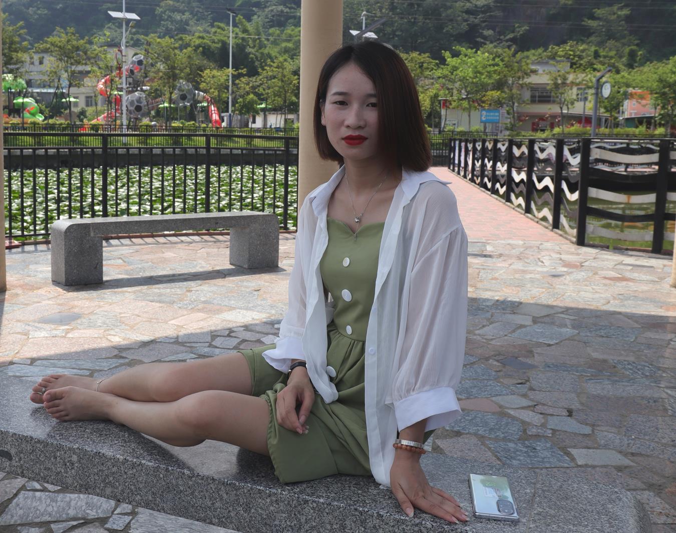 图片[109]-Pary摄影 NO.006 气质美少妇嫣茹在湖中亭大方秀脚[135P] – 速更版-美库