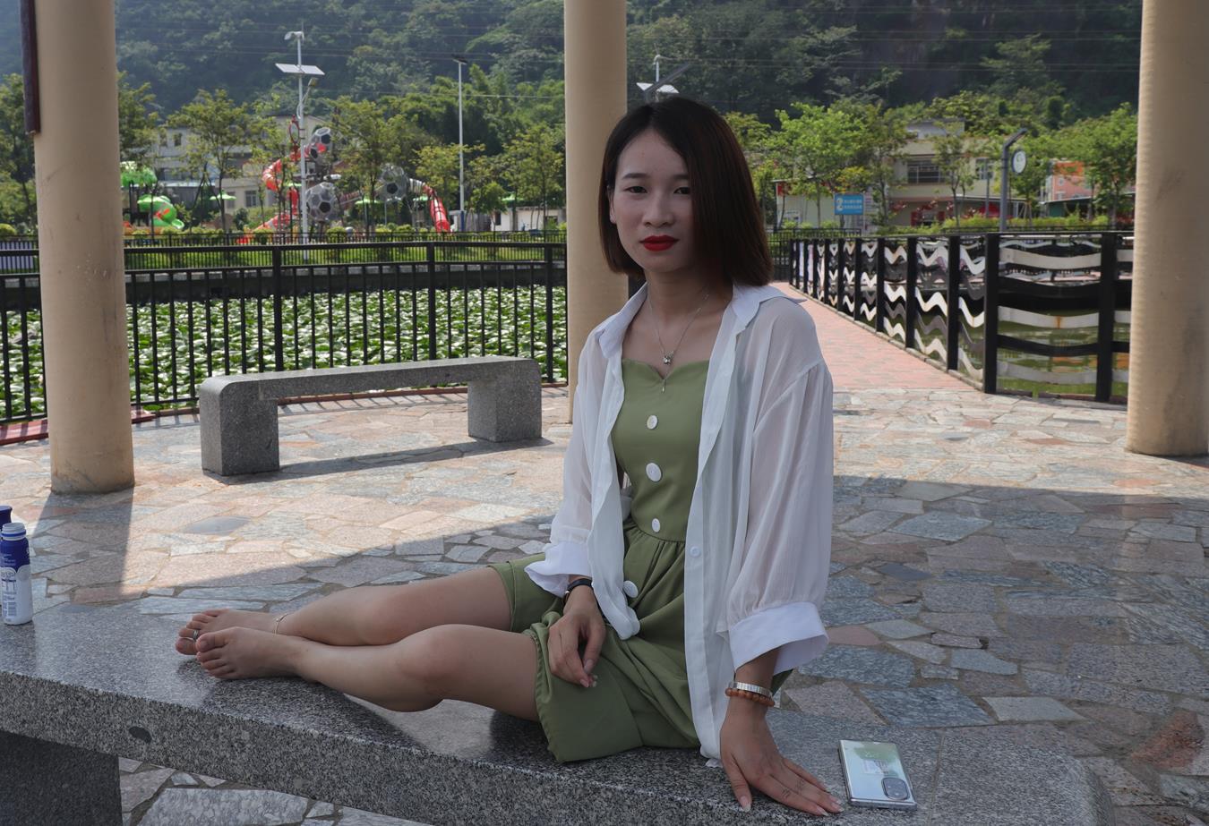 图片[110]-Pary摄影 NO.006 气质美少妇嫣茹在湖中亭大方秀脚[135P] – 速更版-美库