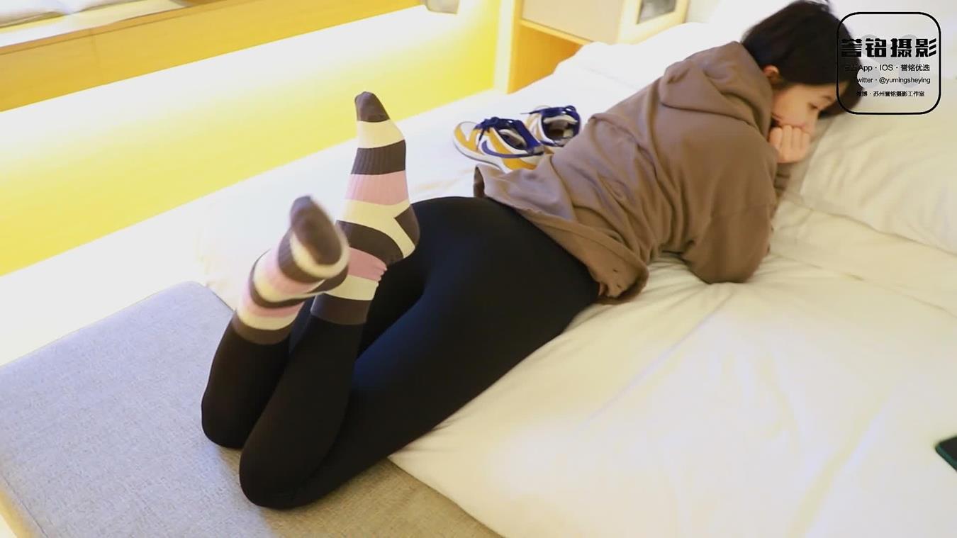 图片[33]-[誉铭传媒]袜足摄影 2022年《2022.12.01特约作品》[74P] – 速更版-美库