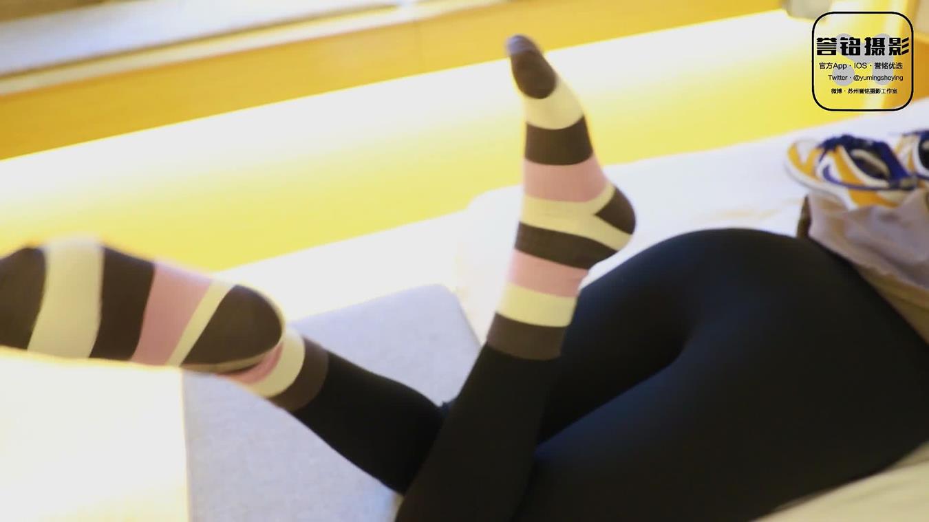 图片[34]-[誉铭传媒]袜足摄影 2022年《2022.12.01特约作品》[74P] – 速更版-美库