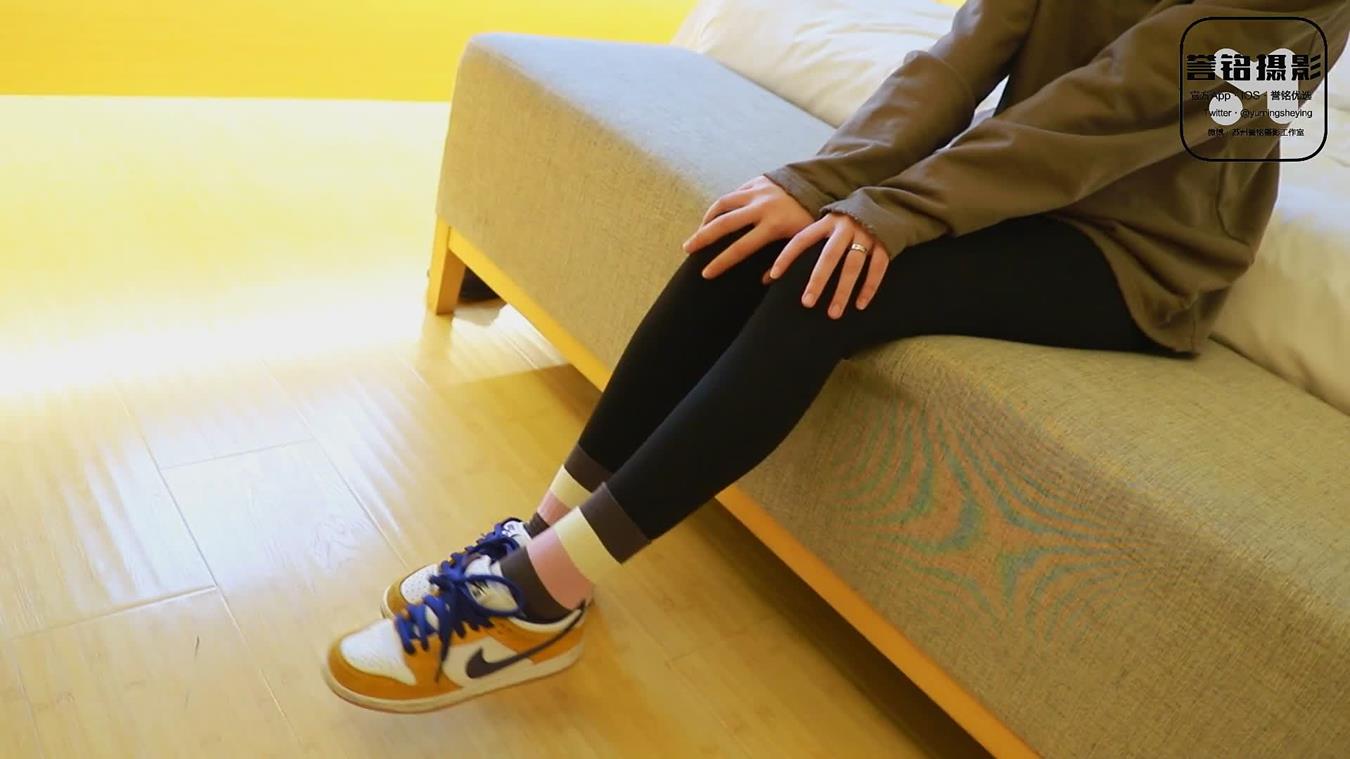 图片[71]-[誉铭传媒]袜足摄影 2022年《2022.12.01特约作品》[74P] – 速更版-美库