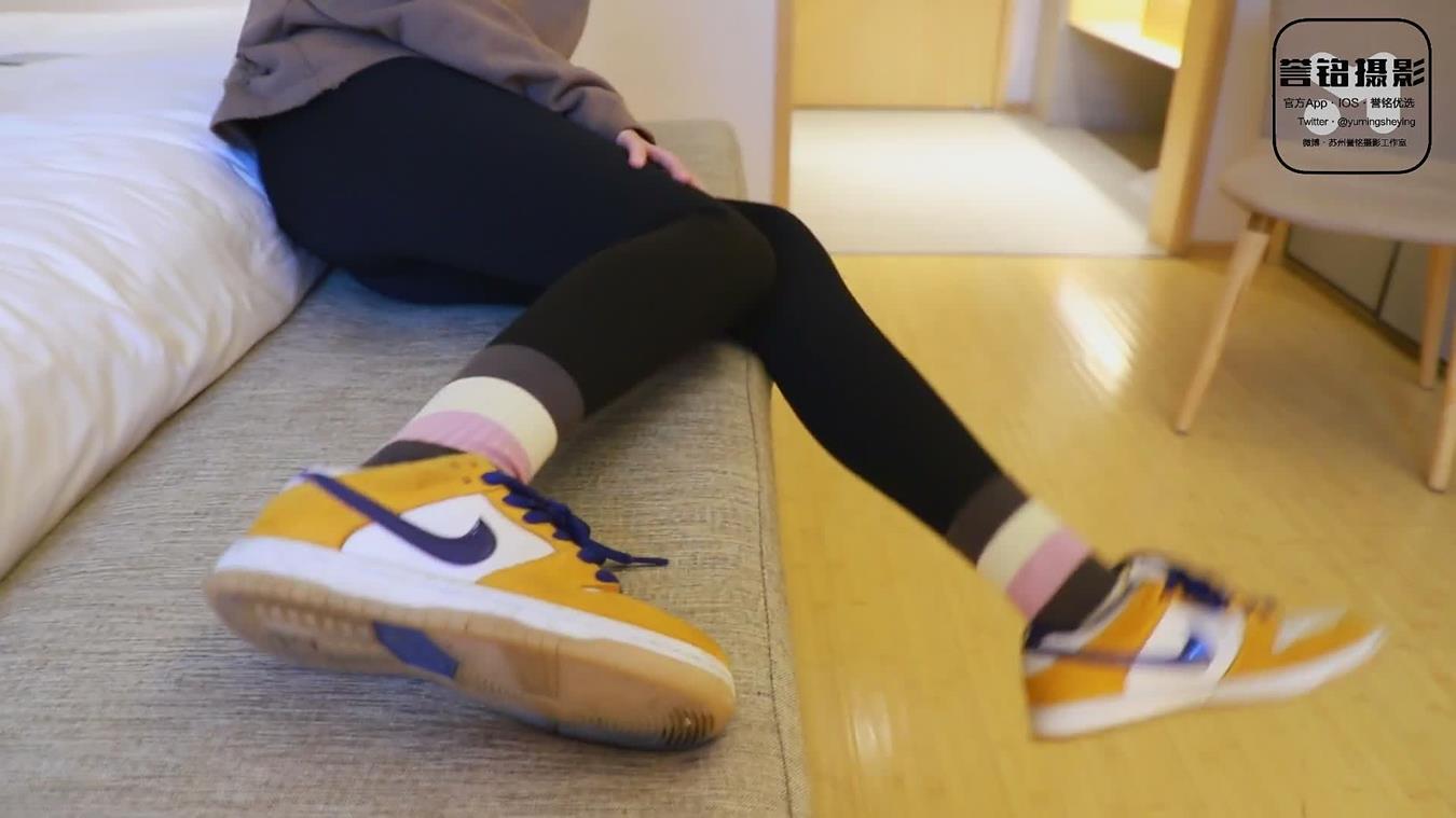 图片[72]-[誉铭传媒]袜足摄影 2022年《2022.12.01特约作品》[74P] – 速更版-美库