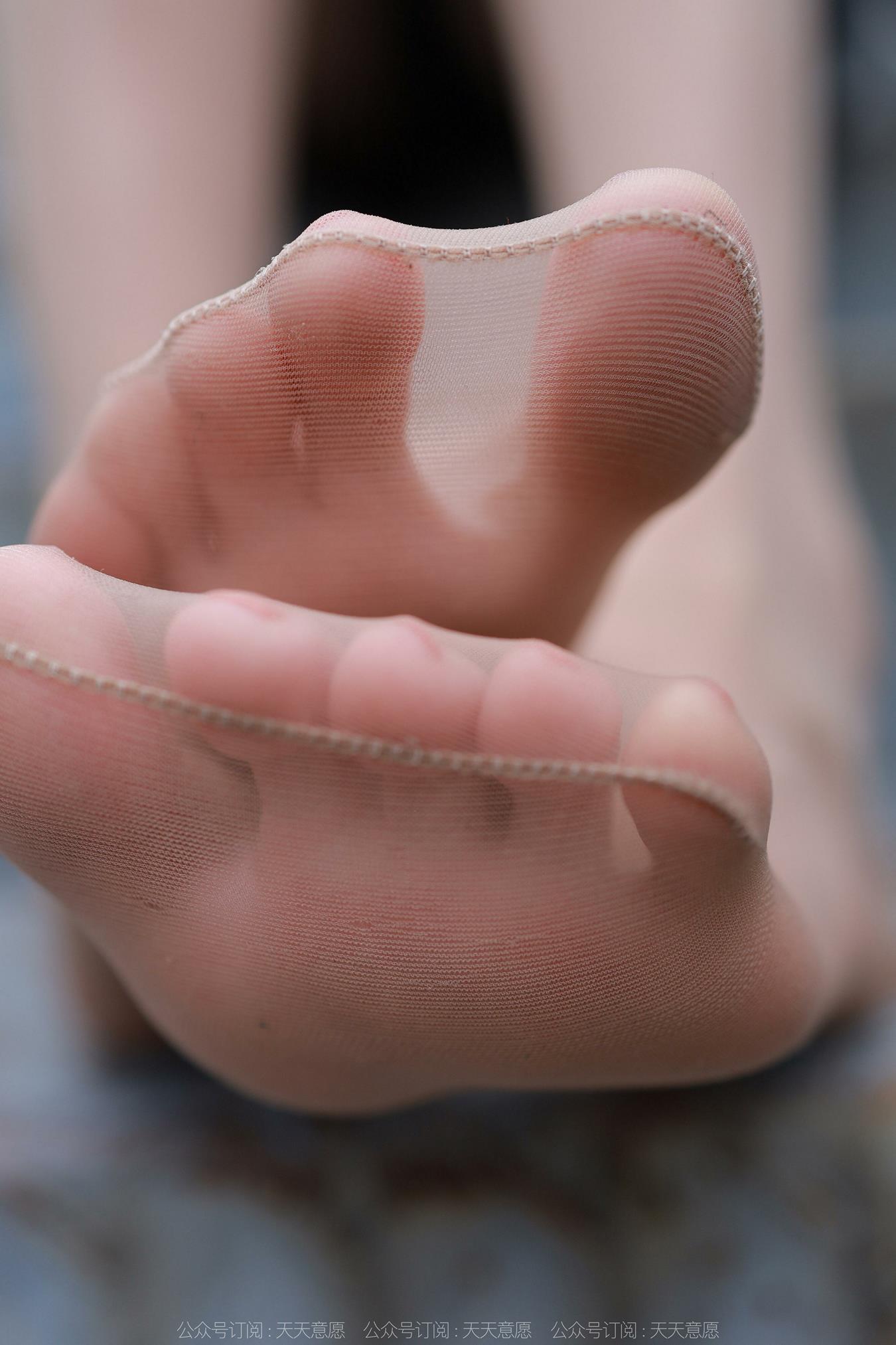 图片[20]-[IESS异思趣向] 2022.06.29 丝享家1132：团团《从你的世界路过》[84P] – 速更版-美库