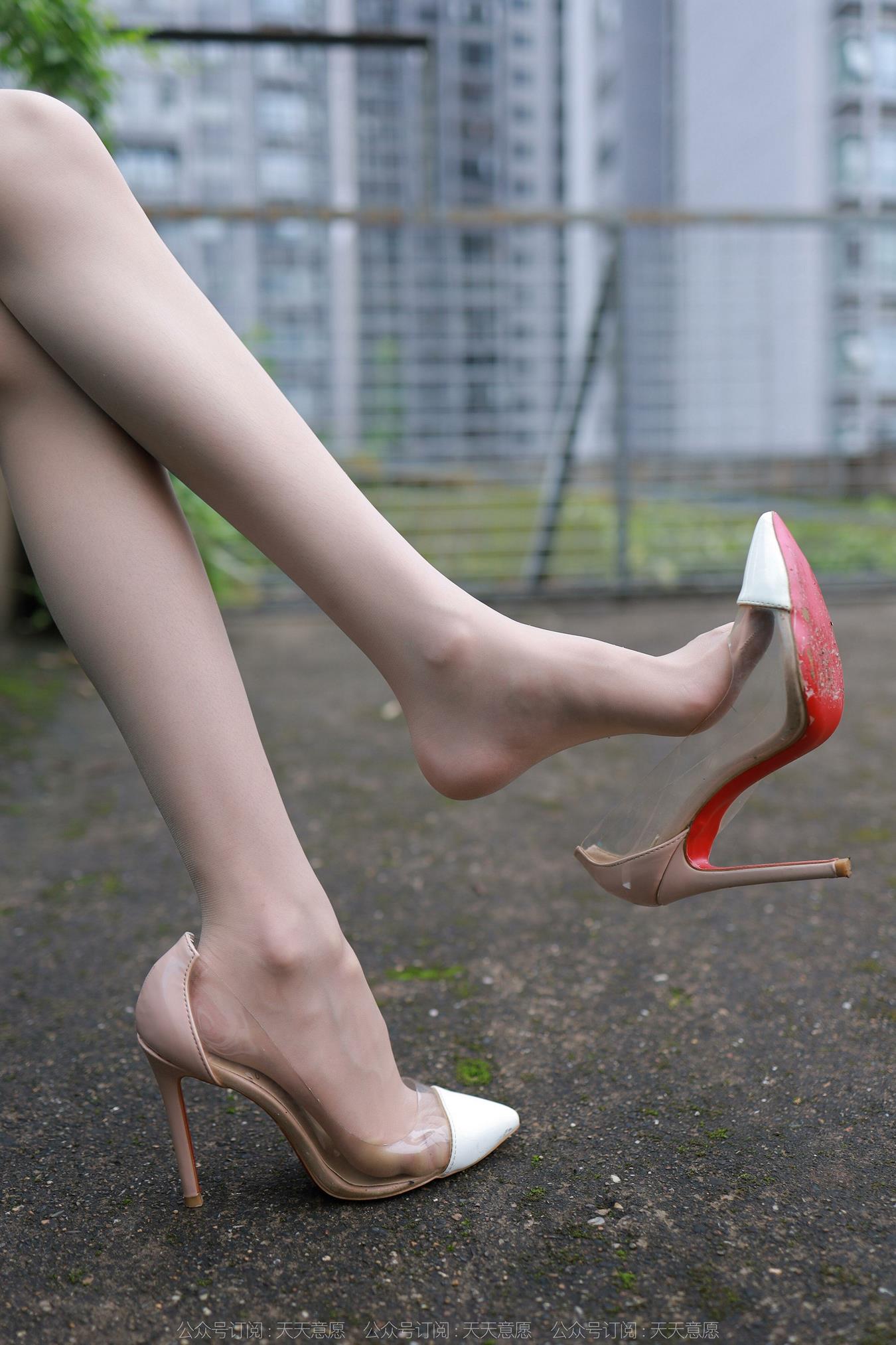 图片[40]-[IESS异思趣向] 2022.06.29 丝享家1132：团团《从你的世界路过》[84P] – 速更版-美库