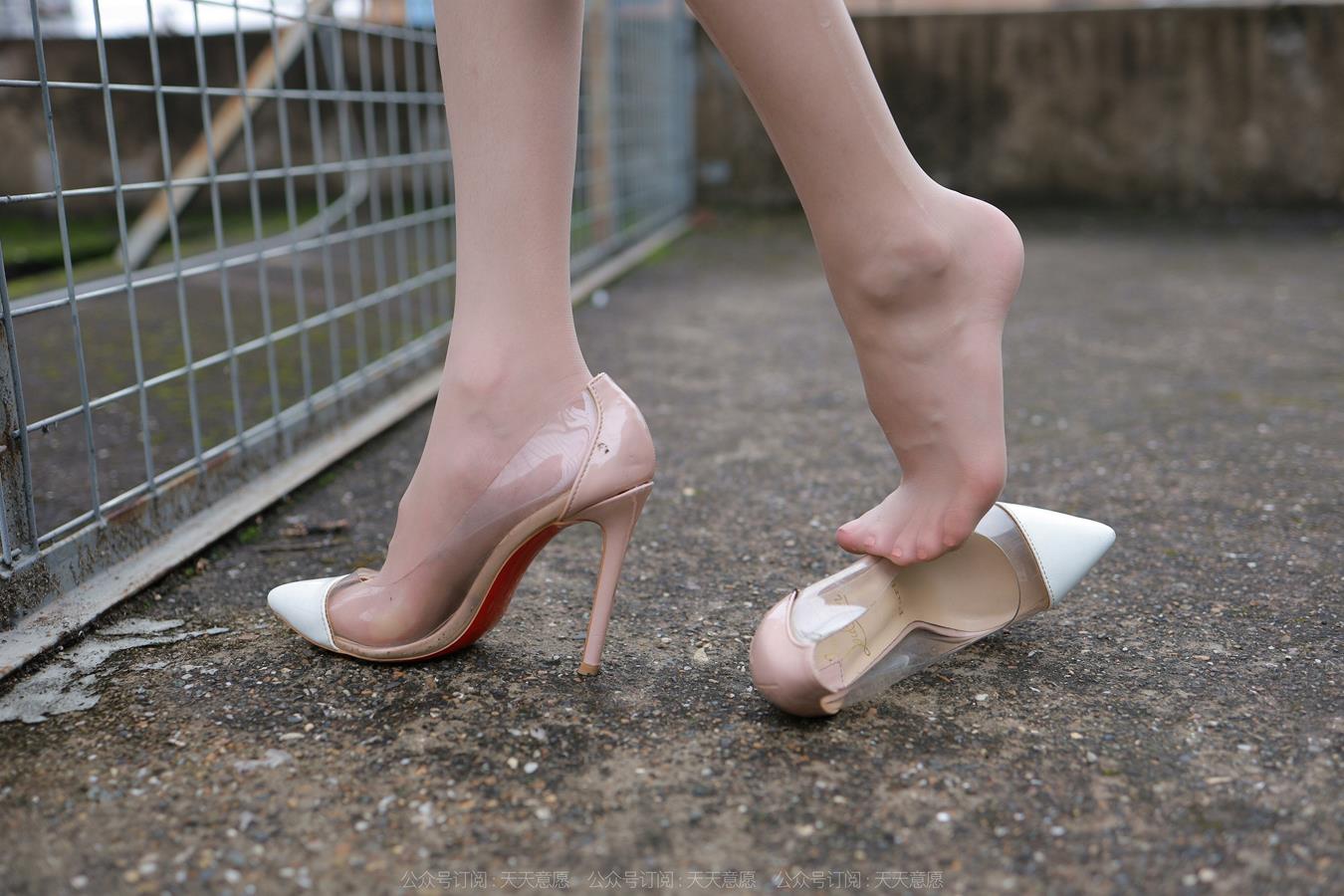 图片[53]-[IESS异思趣向] 2022.06.29 丝享家1132：团团《从你的世界路过》[84P] – 速更版-美库