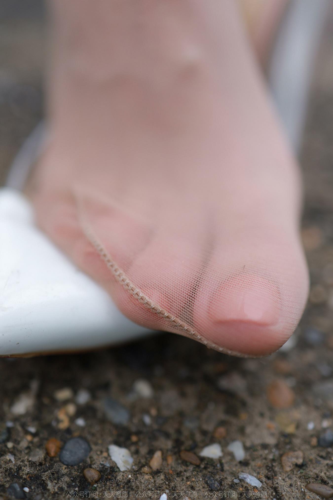 图片[68]-[IESS异思趣向] 2022.06.29 丝享家1132：团团《从你的世界路过》[84P] – 速更版-美库