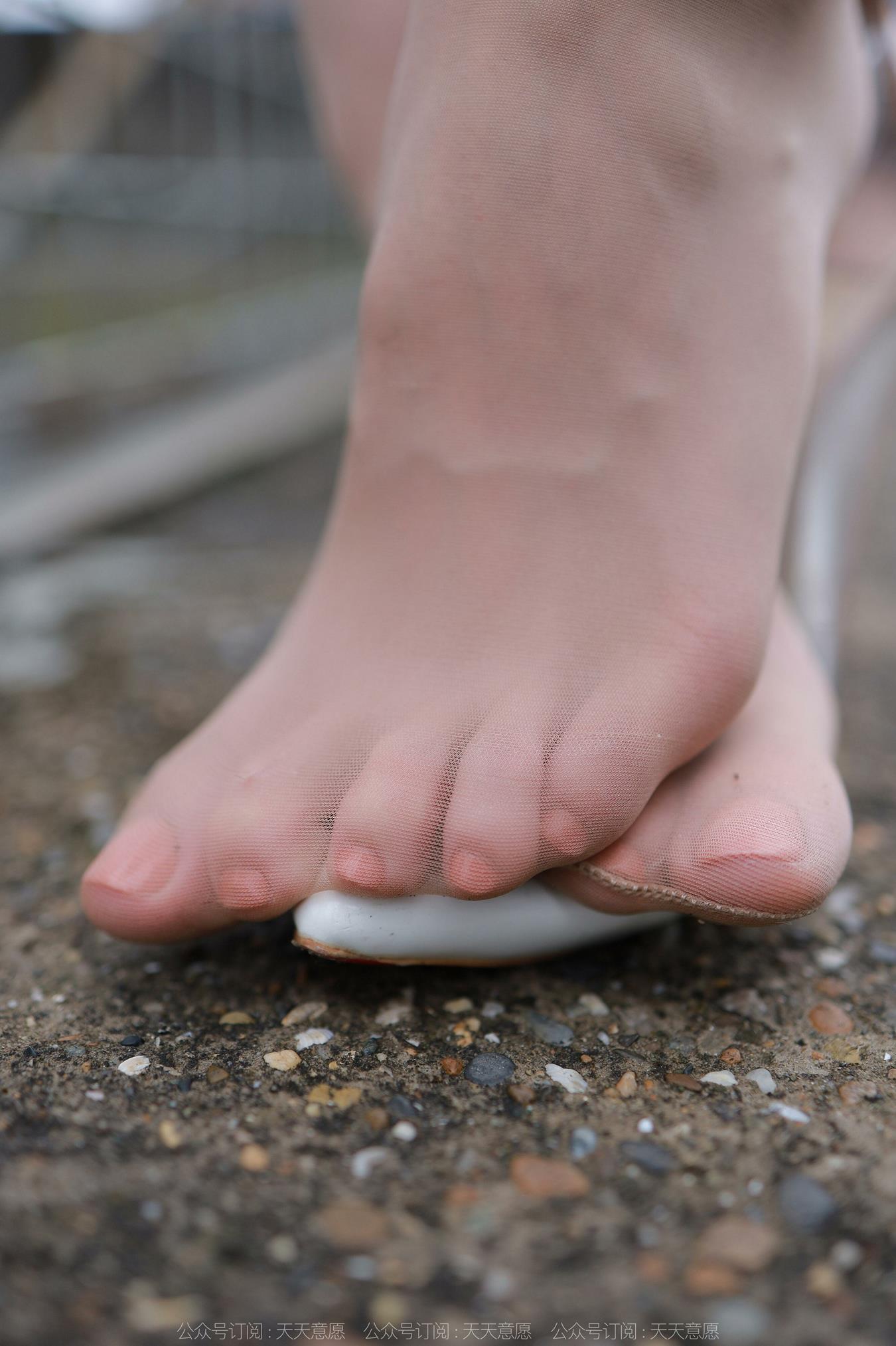 图片[72]-[IESS异思趣向] 2022.06.29 丝享家1132：团团《从你的世界路过》[84P] – 速更版-美库