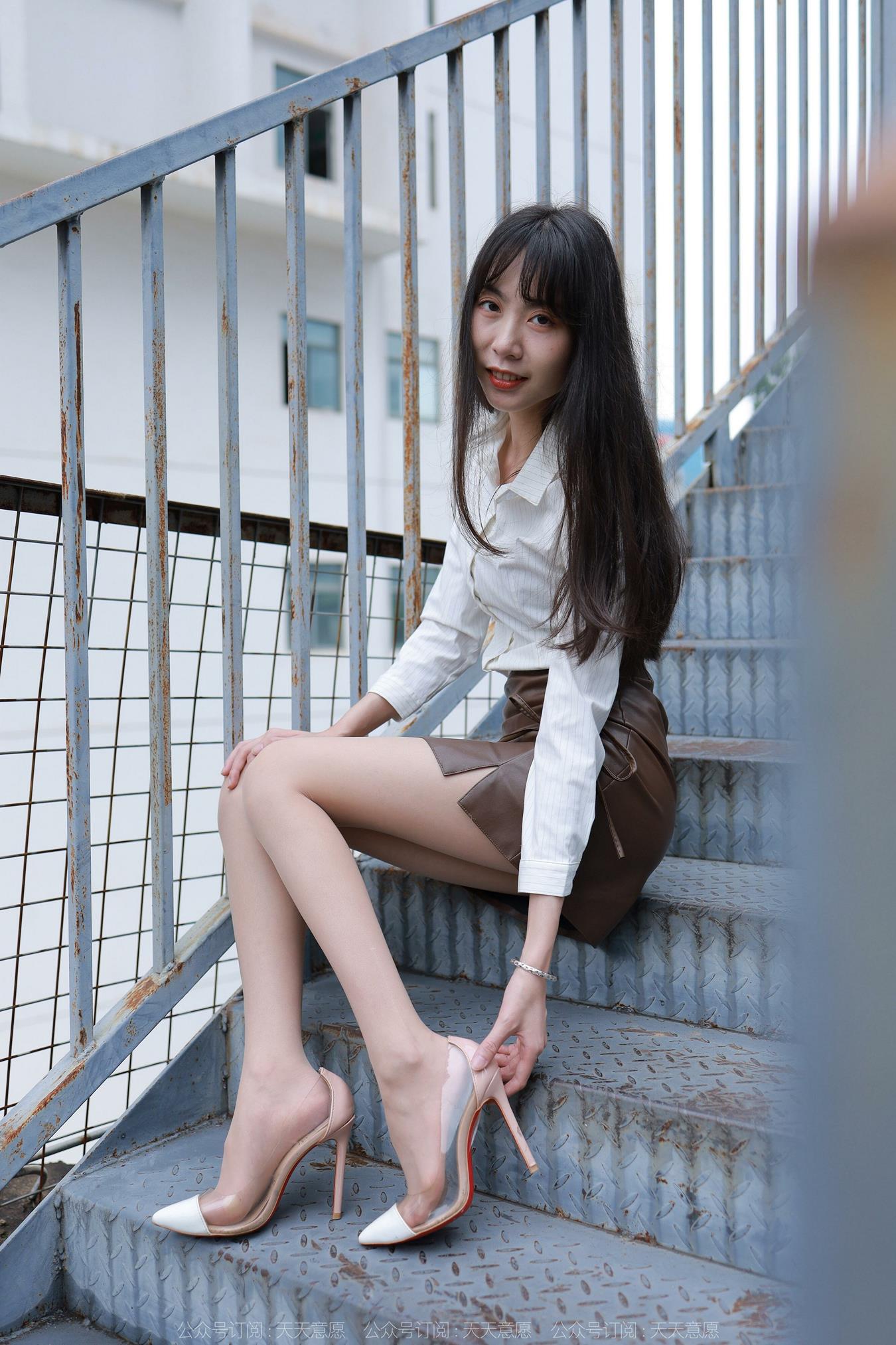 图片[79]-[IESS异思趣向] 2022.06.29 丝享家1132：团团《从你的世界路过》[84P] – 速更版-美库