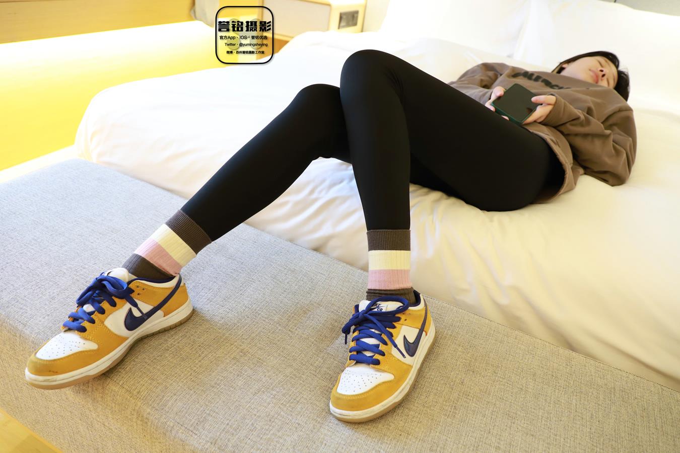 图片[19]-[誉铭传媒]袜足摄影 2022年《2022微信群第11套》[115P] – 速更版-美库