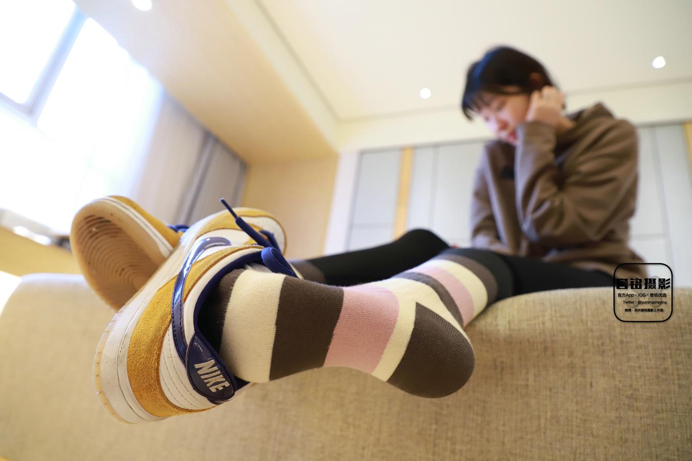 图片[24]-[誉铭传媒]袜足摄影 2022年《2022微信群第11套》[115P] – 速更版-美库