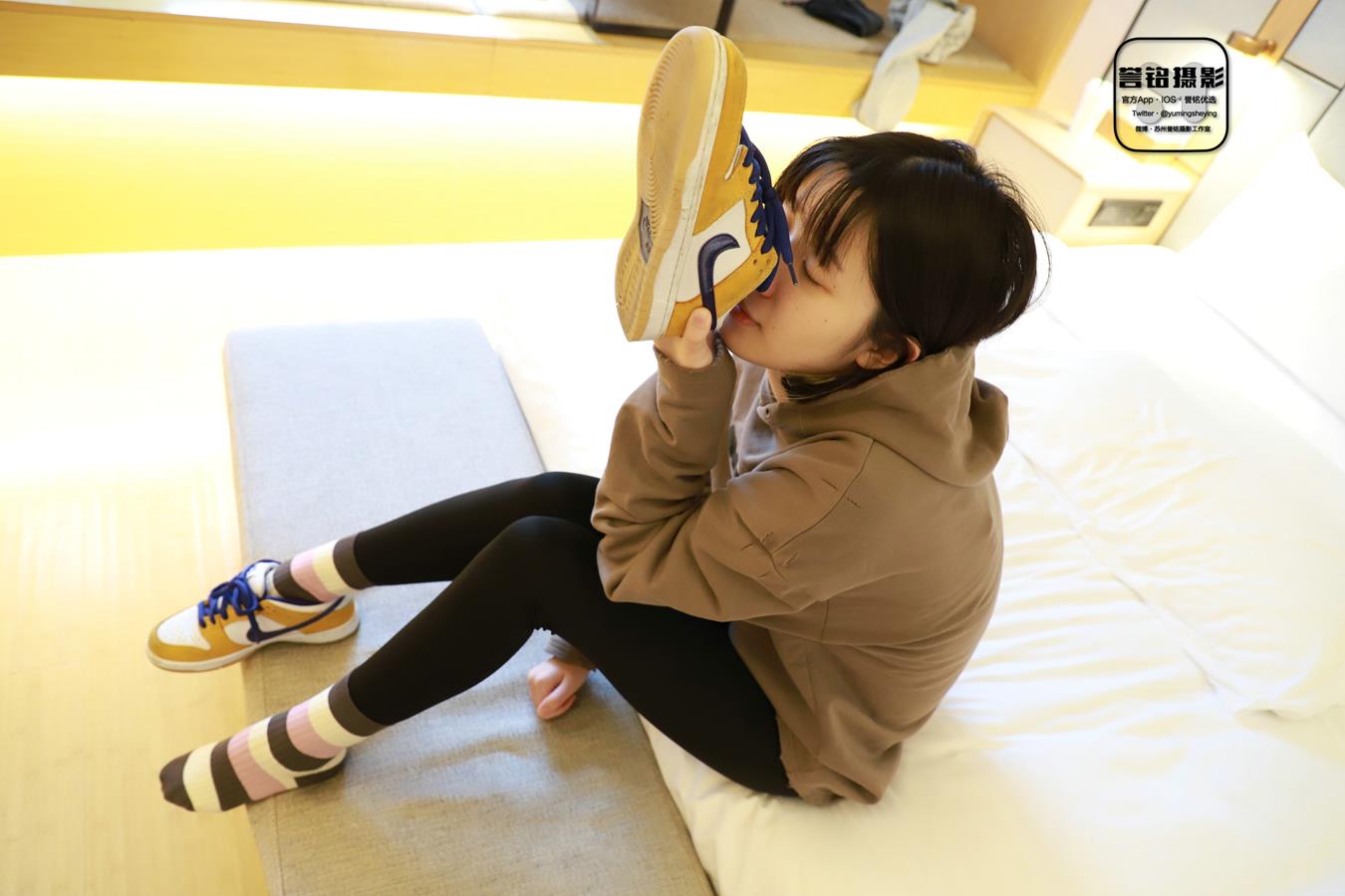 图片[25]-[誉铭传媒]袜足摄影 2022年《2022微信群第11套》[115P] – 速更版-美库