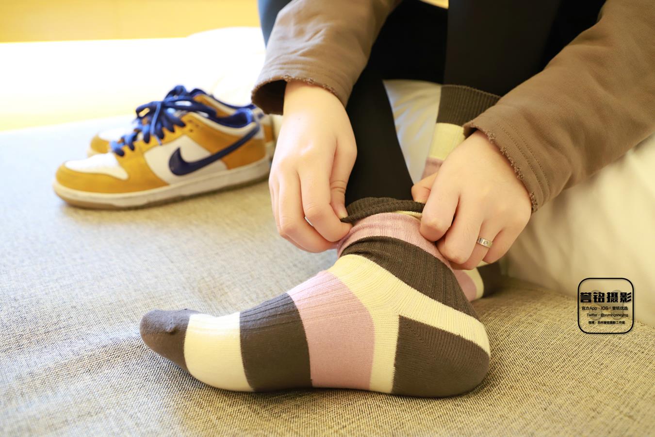 图片[55]-[誉铭传媒]袜足摄影 2022年《2022微信群第11套》[115P] – 速更版-美库