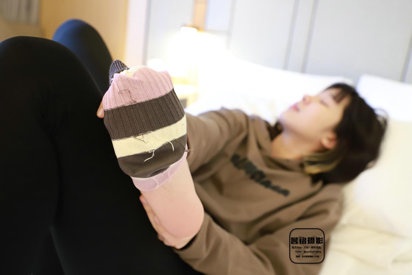 图片[58]-[誉铭传媒]袜足摄影 2022年《2022微信群第11套》[115P] – 速更版-美库