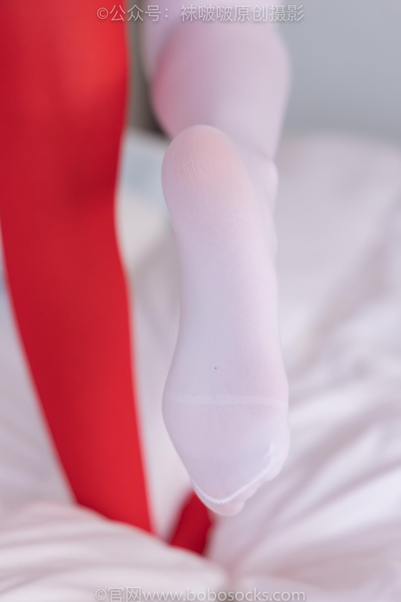 图片[115]-[BoBoSocks袜啵啵]NO.152 稚予-圣诞服、帆布鞋、厚白丝、厚红丝[135P] – 速更版-美库
