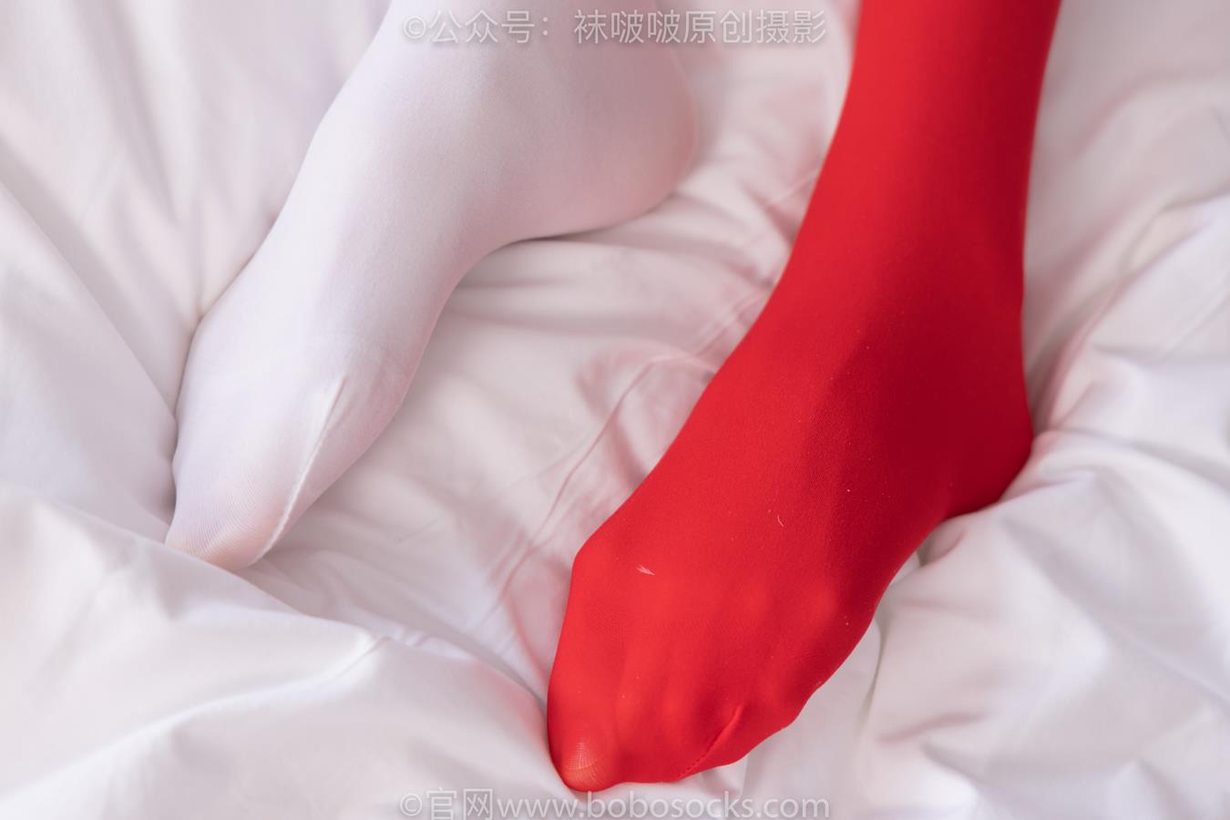 图片[132]-[BoBoSocks袜啵啵]NO.152 稚予-圣诞服、帆布鞋、厚白丝、厚红丝[135P] – 速更版-美库