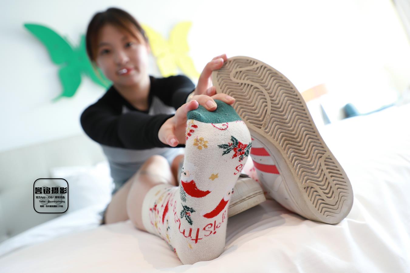 图片[17]-[誉铭传媒]袜足摄影 2022年《圣诞节专享作品》[80P] – 速更版-美库