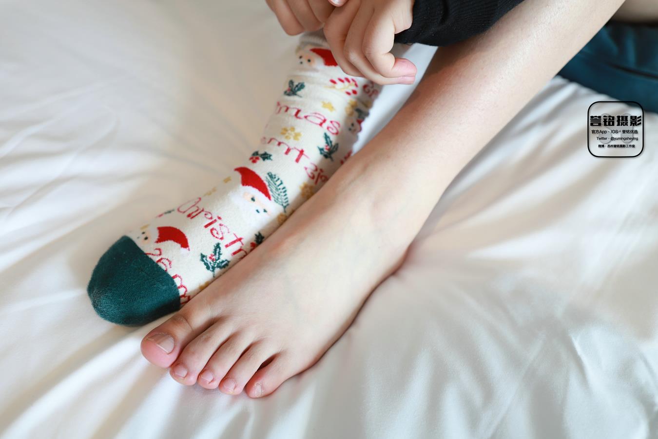 图片[45]-[誉铭传媒]袜足摄影 2022年《圣诞节专享作品》[80P] – 速更版-美库
