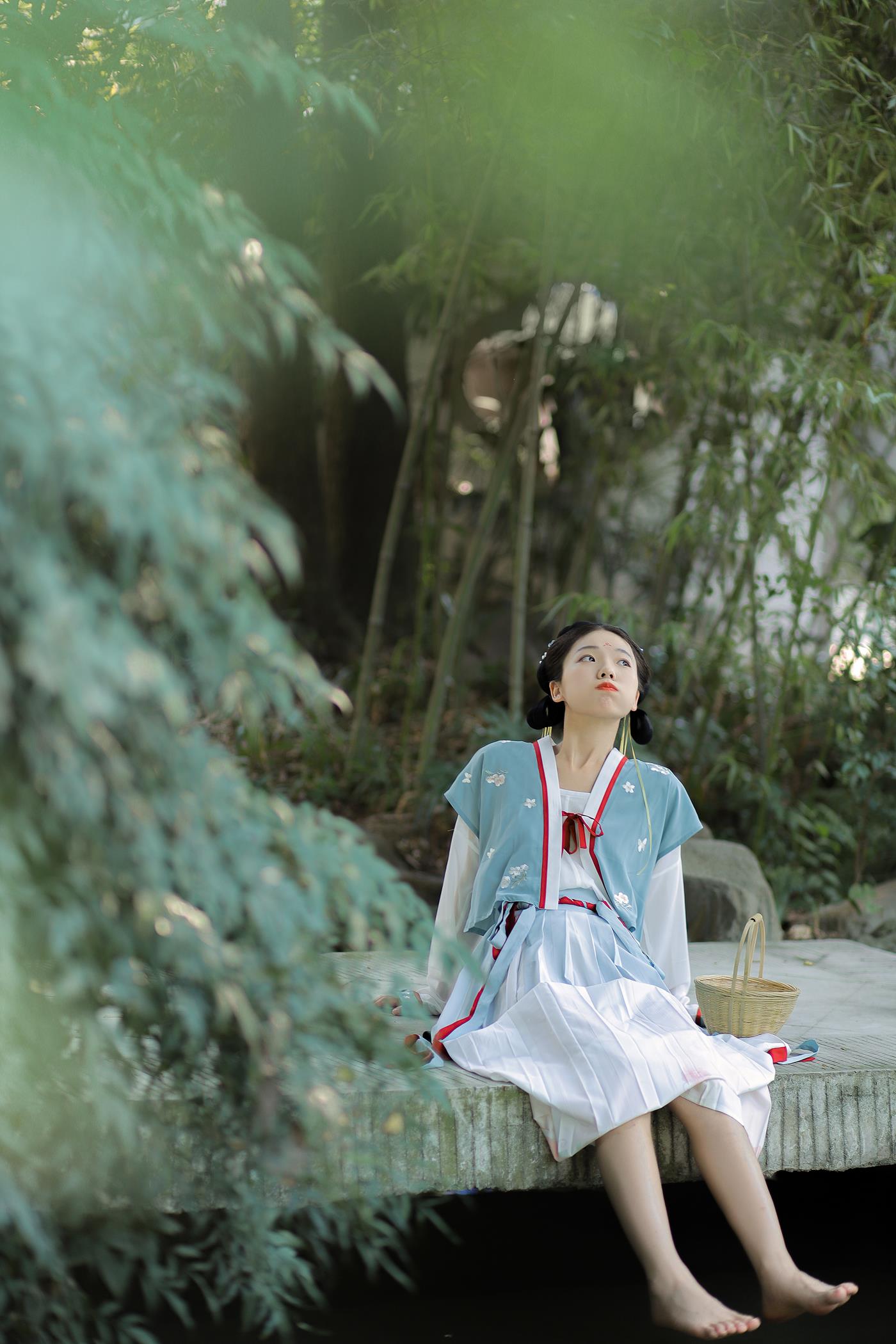 图片[15]-[YITUYU艺图语] 2022.01.22 豆蔻年华 一方伊人yi [22P] – 速更版-美库