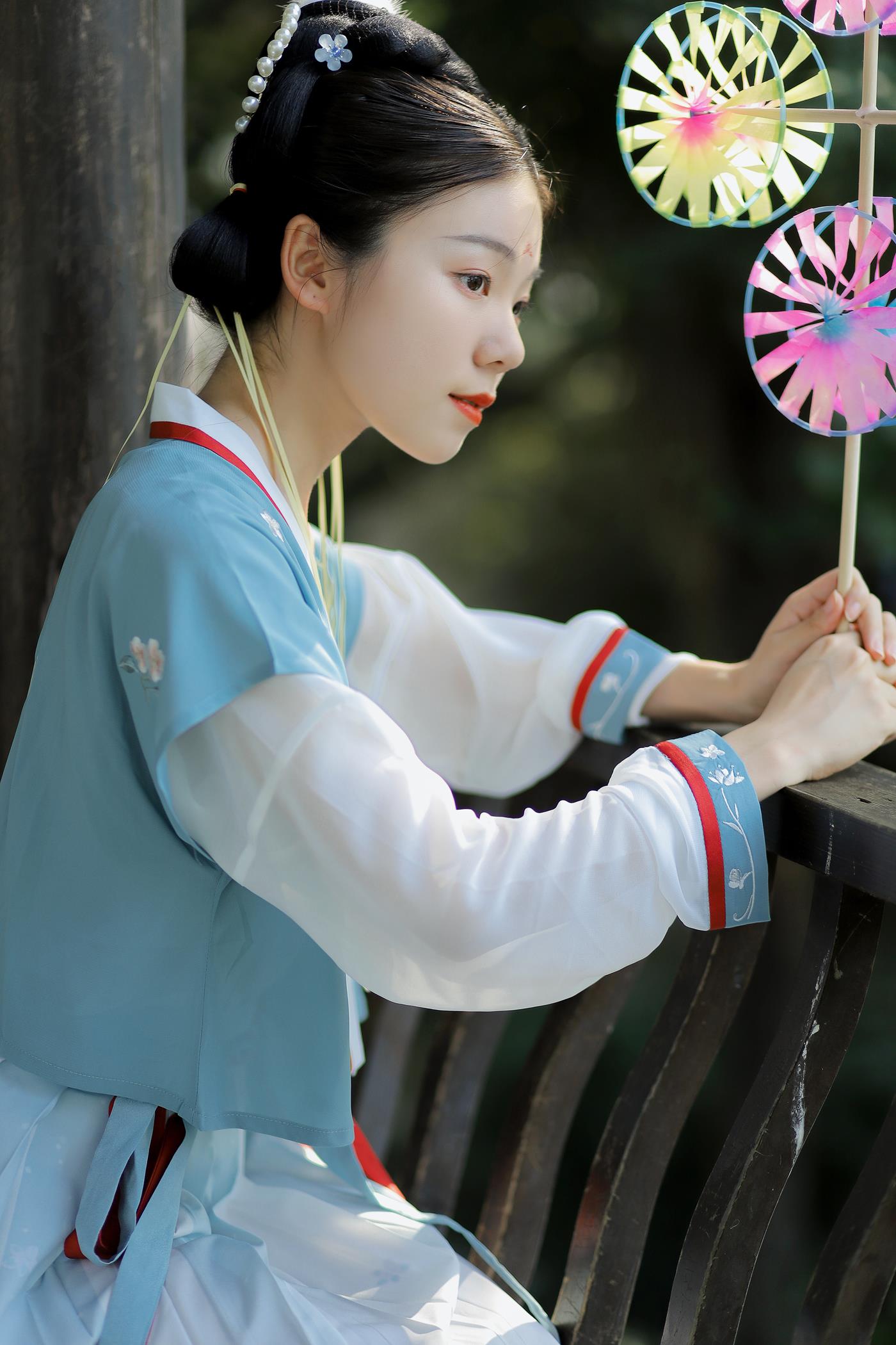 图片[24]-[YITUYU艺图语] 2022.01.22 豆蔻年华 一方伊人yi [22P] – 速更版-美库