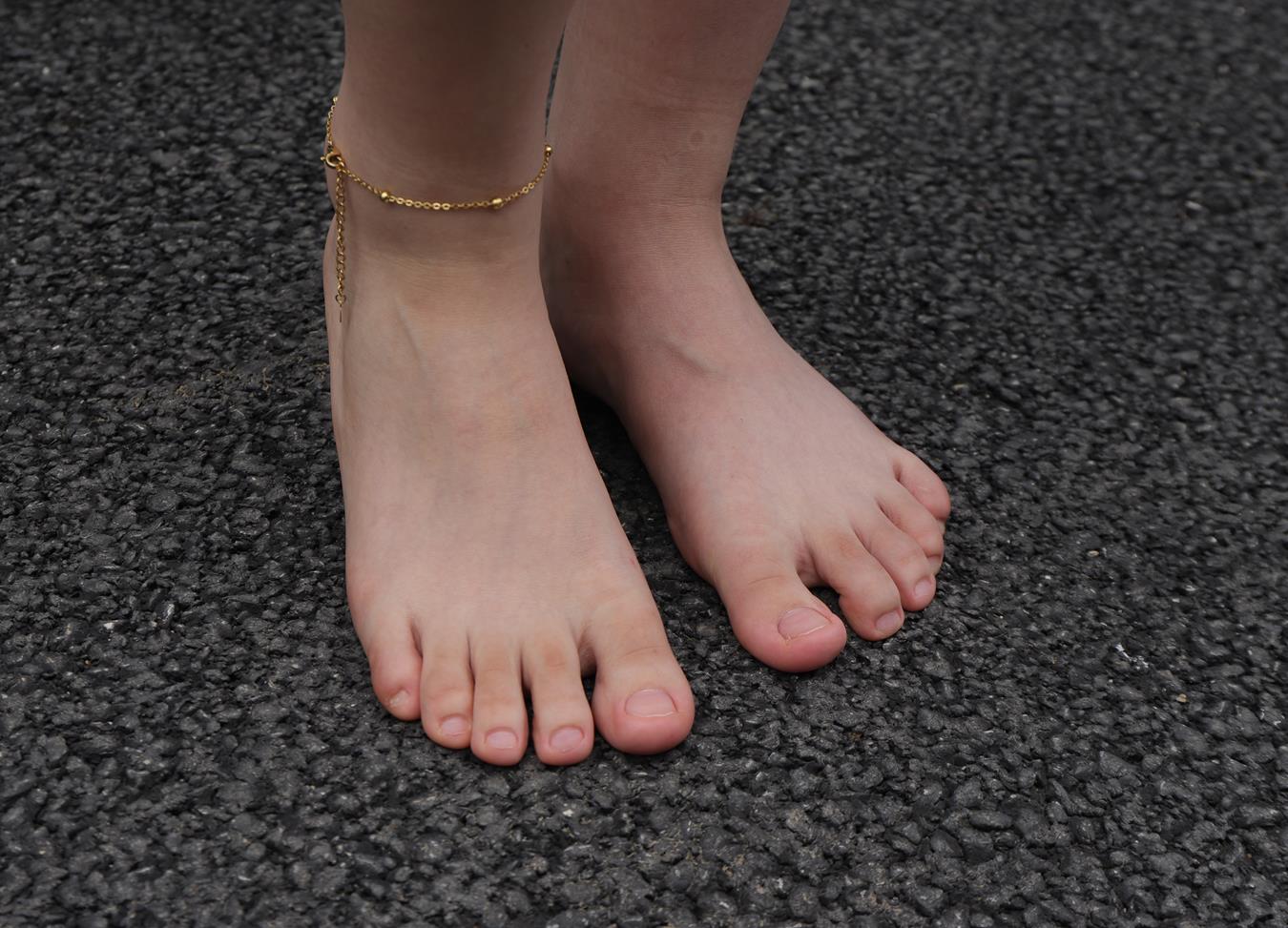 图片[45]-Pary摄影 NO.008 新模琳琳从运动鞋里拿出来的原味小白脚[153P] – 速更版-美库