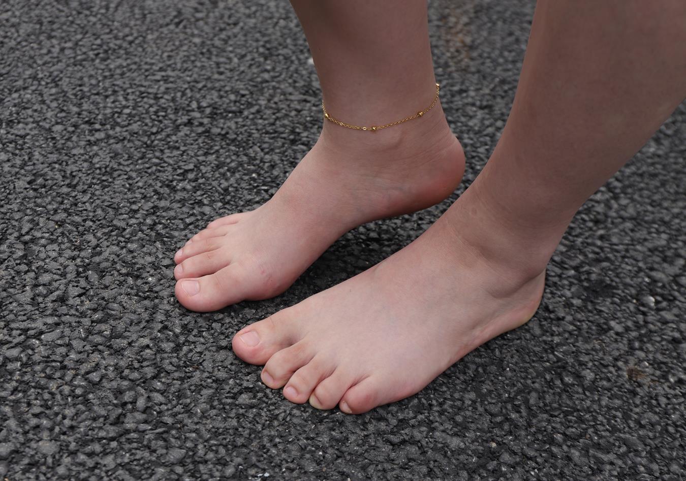 图片[46]-Pary摄影 NO.008 新模琳琳从运动鞋里拿出来的原味小白脚[153P] – 速更版-美库